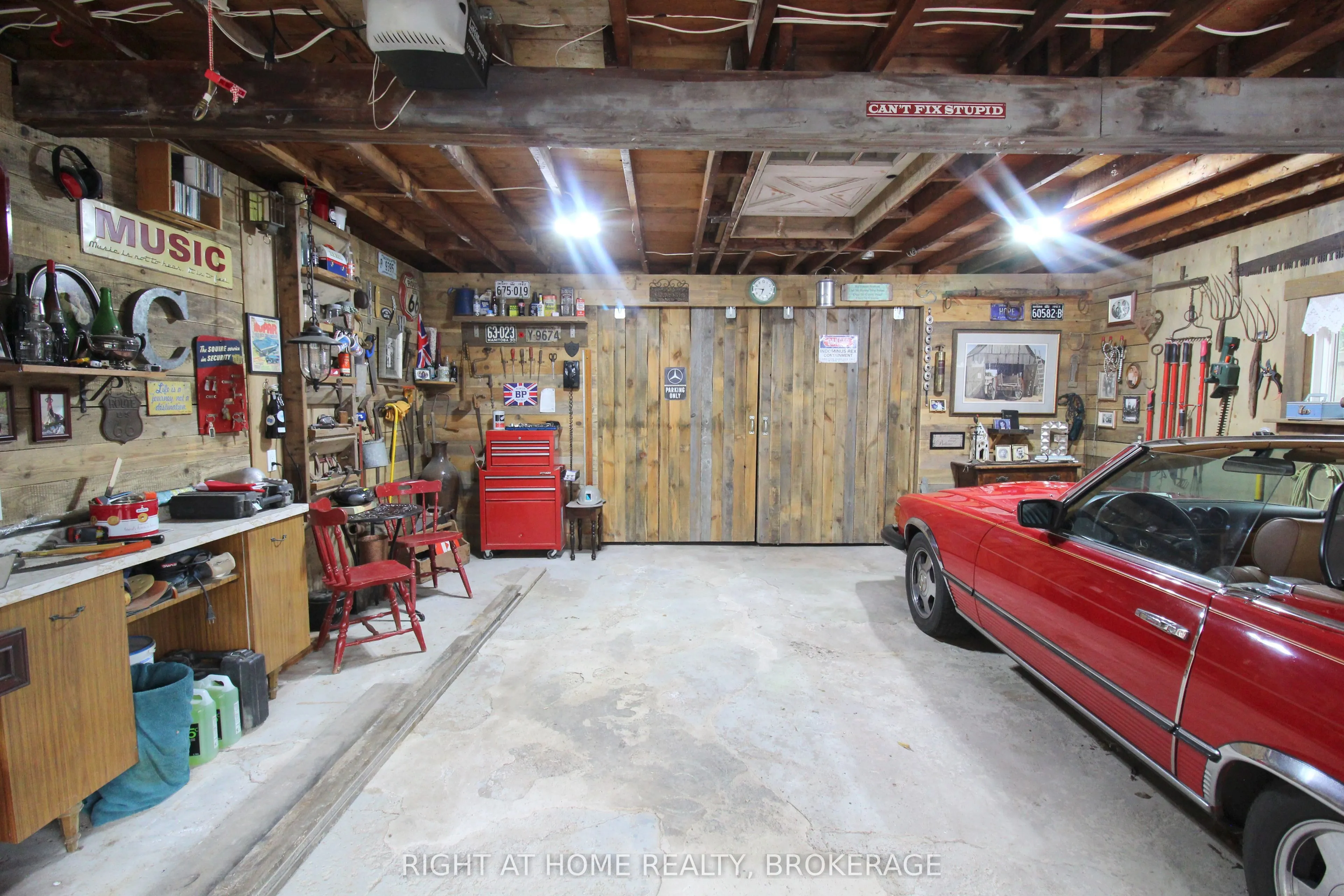 4108 Queen Victoria Street