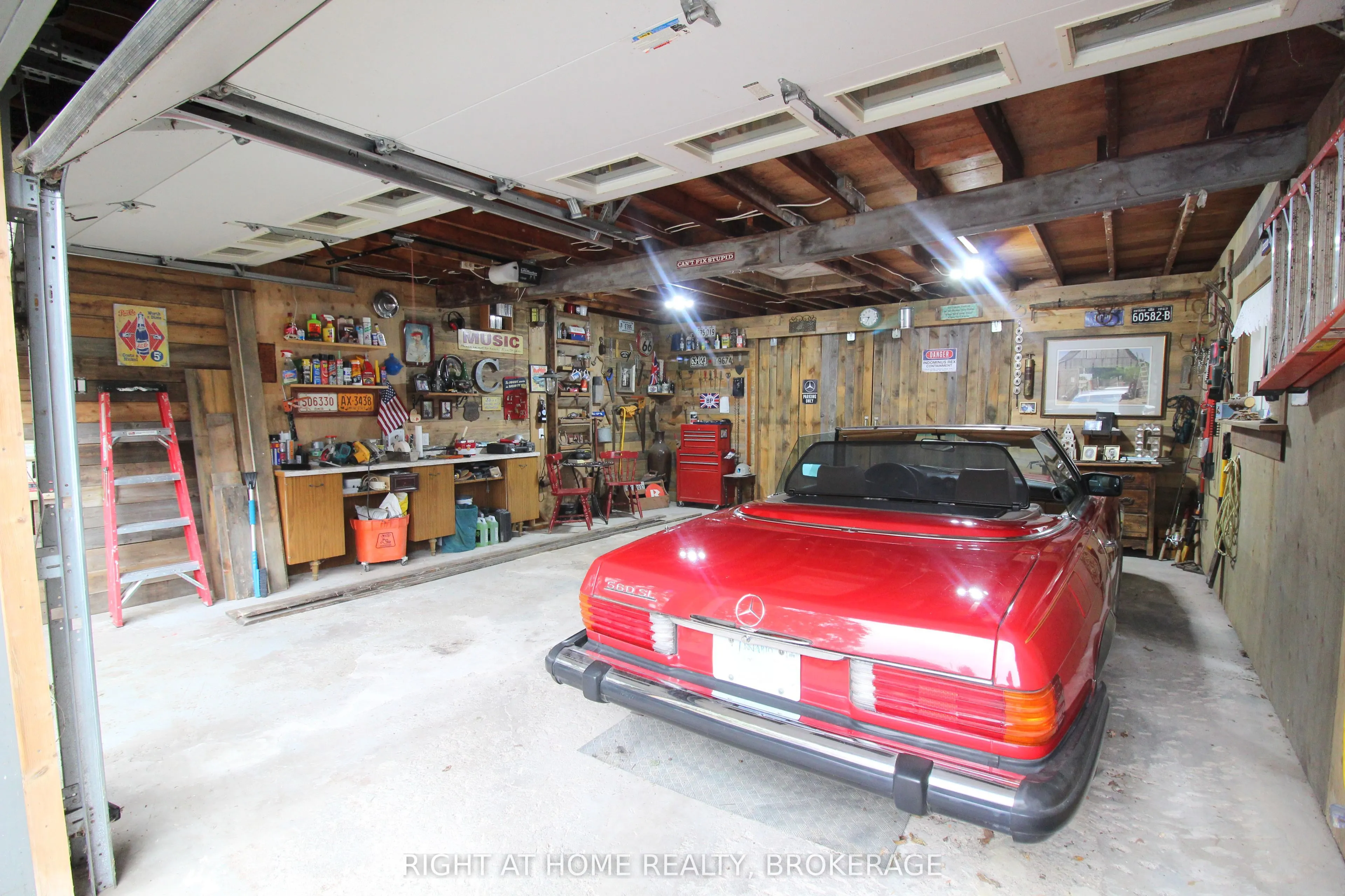 4108 Queen Victoria Street