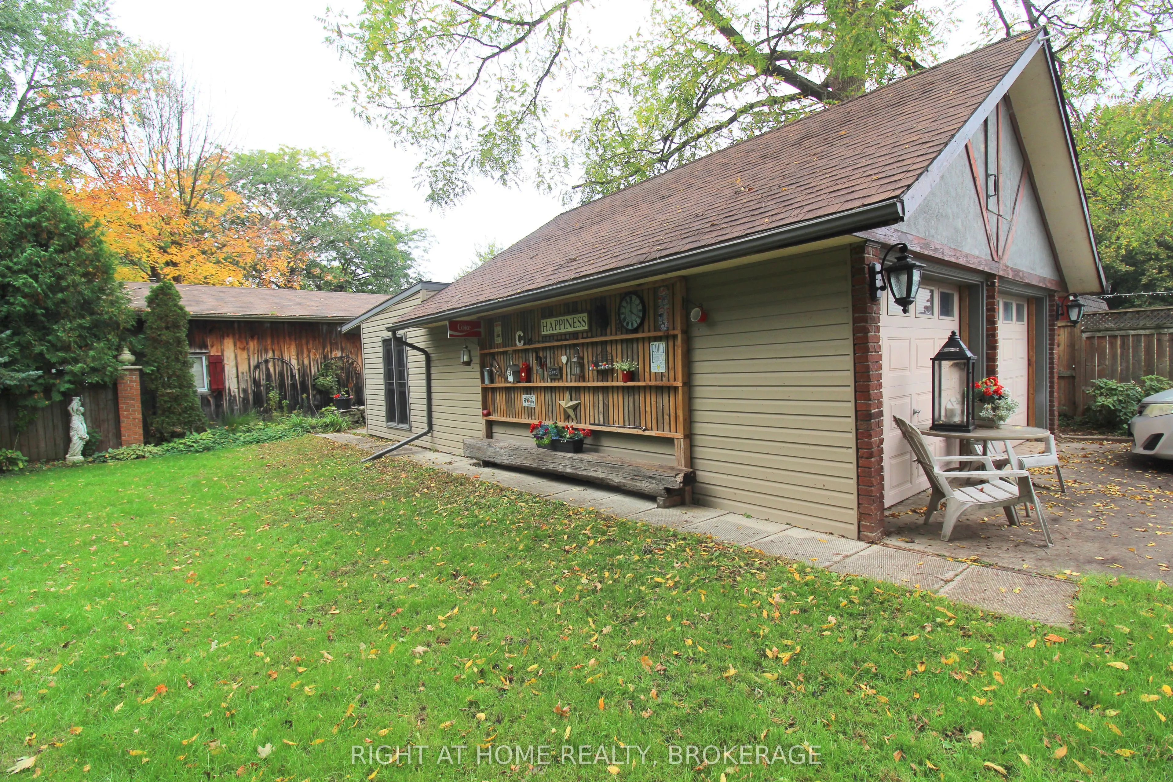 4108 Queen Victoria Street