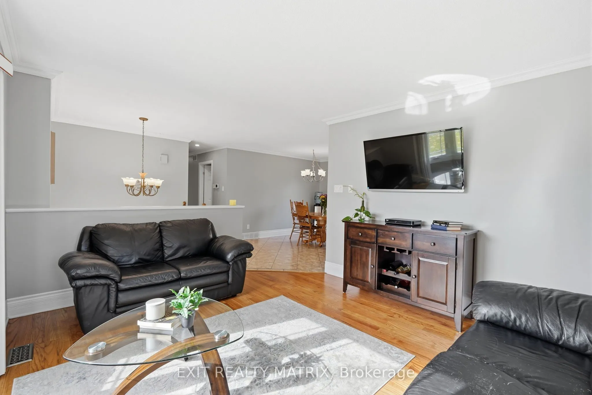 2 Maheu Street