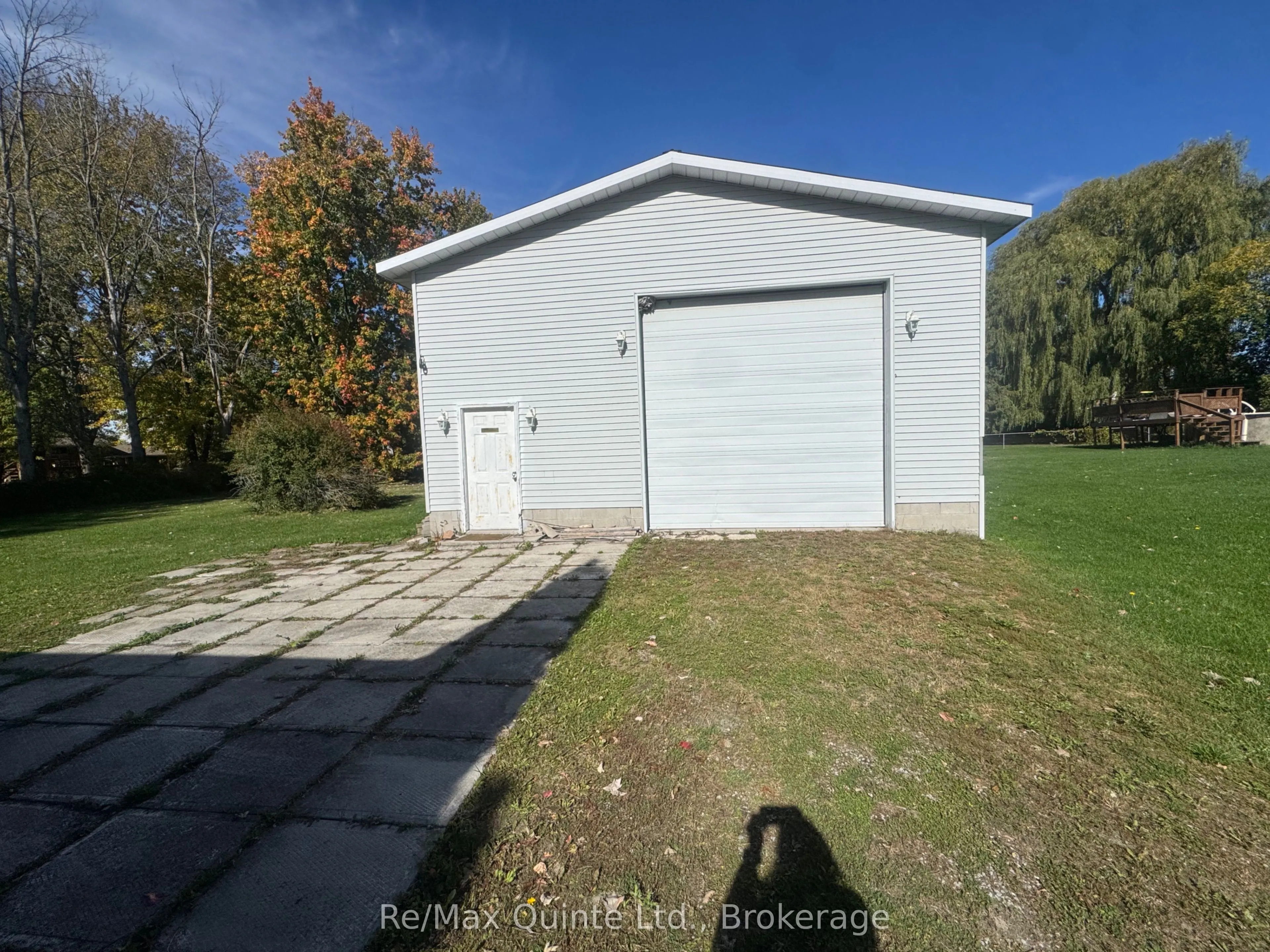 20 Ross Avenue