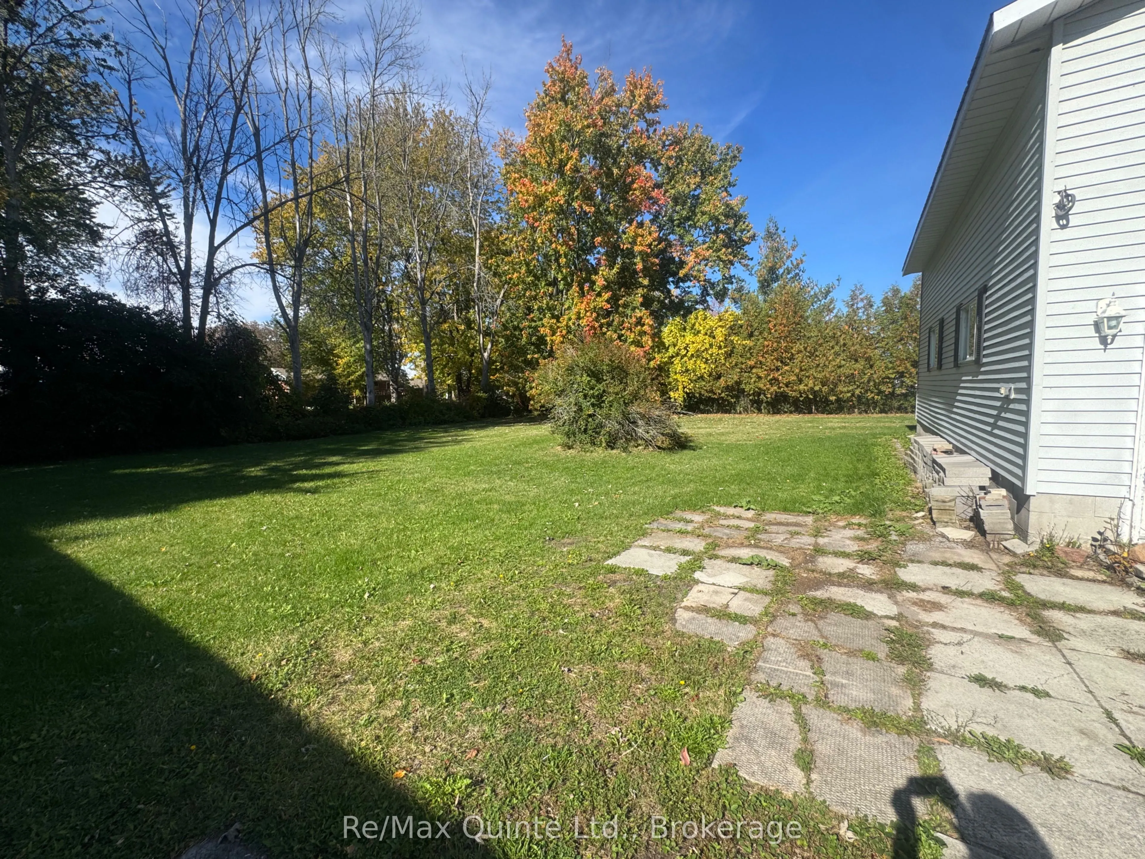 20 Ross Avenue