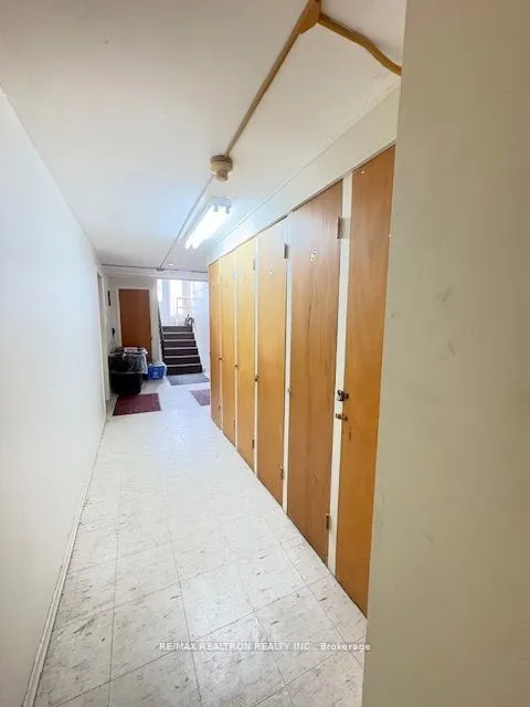 28 McColl Street