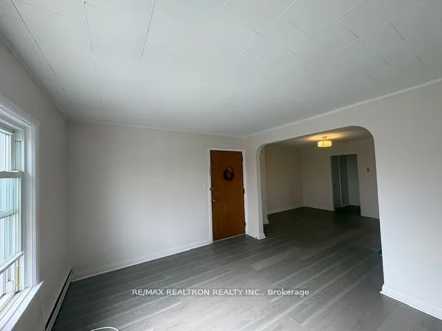 28 McColl Street