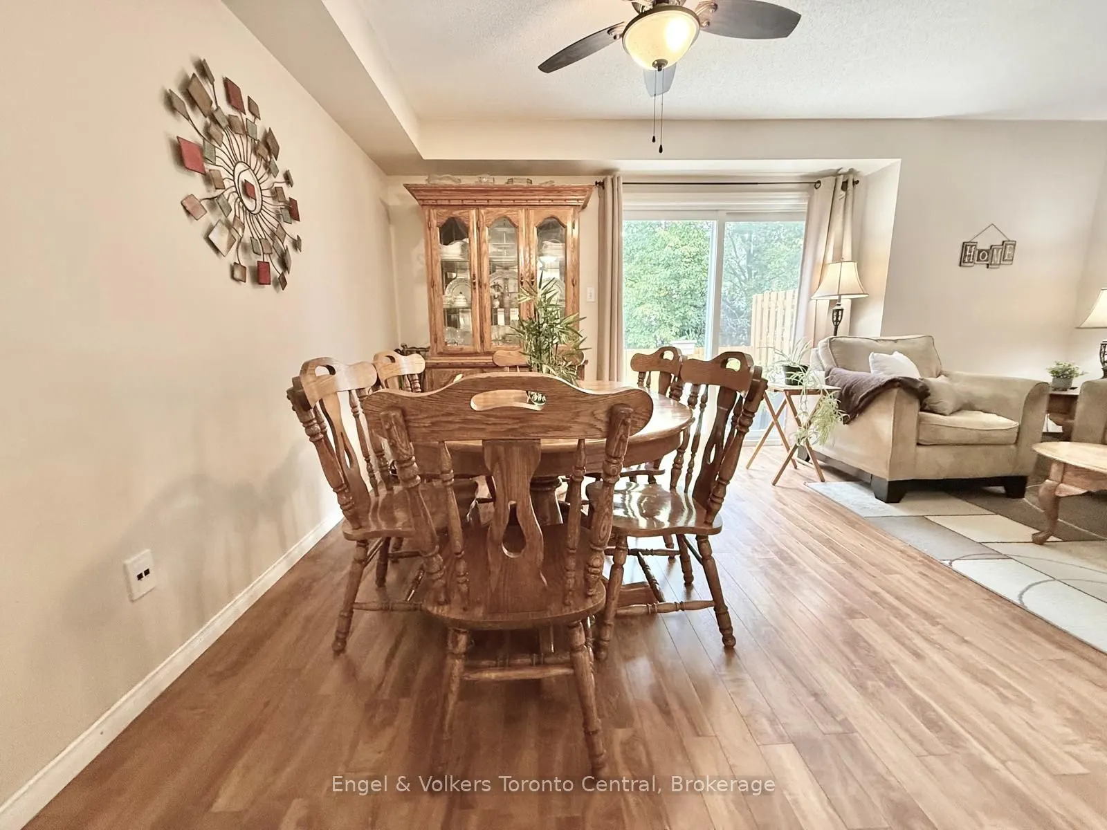 920 Edinburgh Road S #9