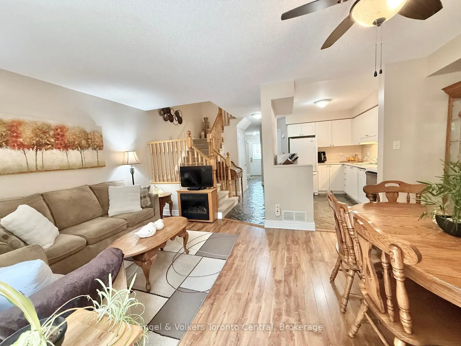 920 Edinburgh Road S #9