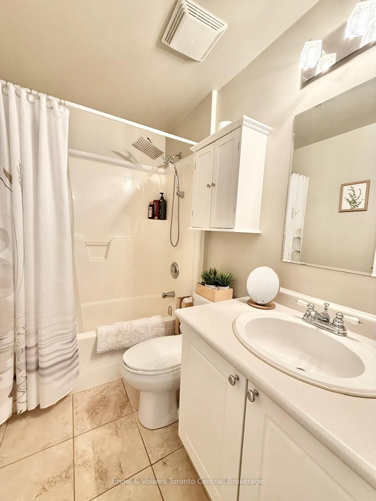 920 Edinburgh Road S #9