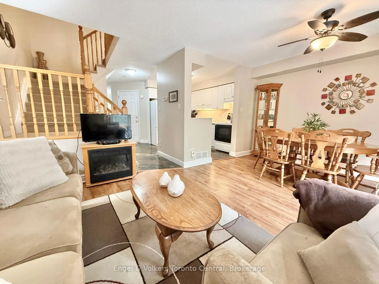 920 Edinburgh Road S #9