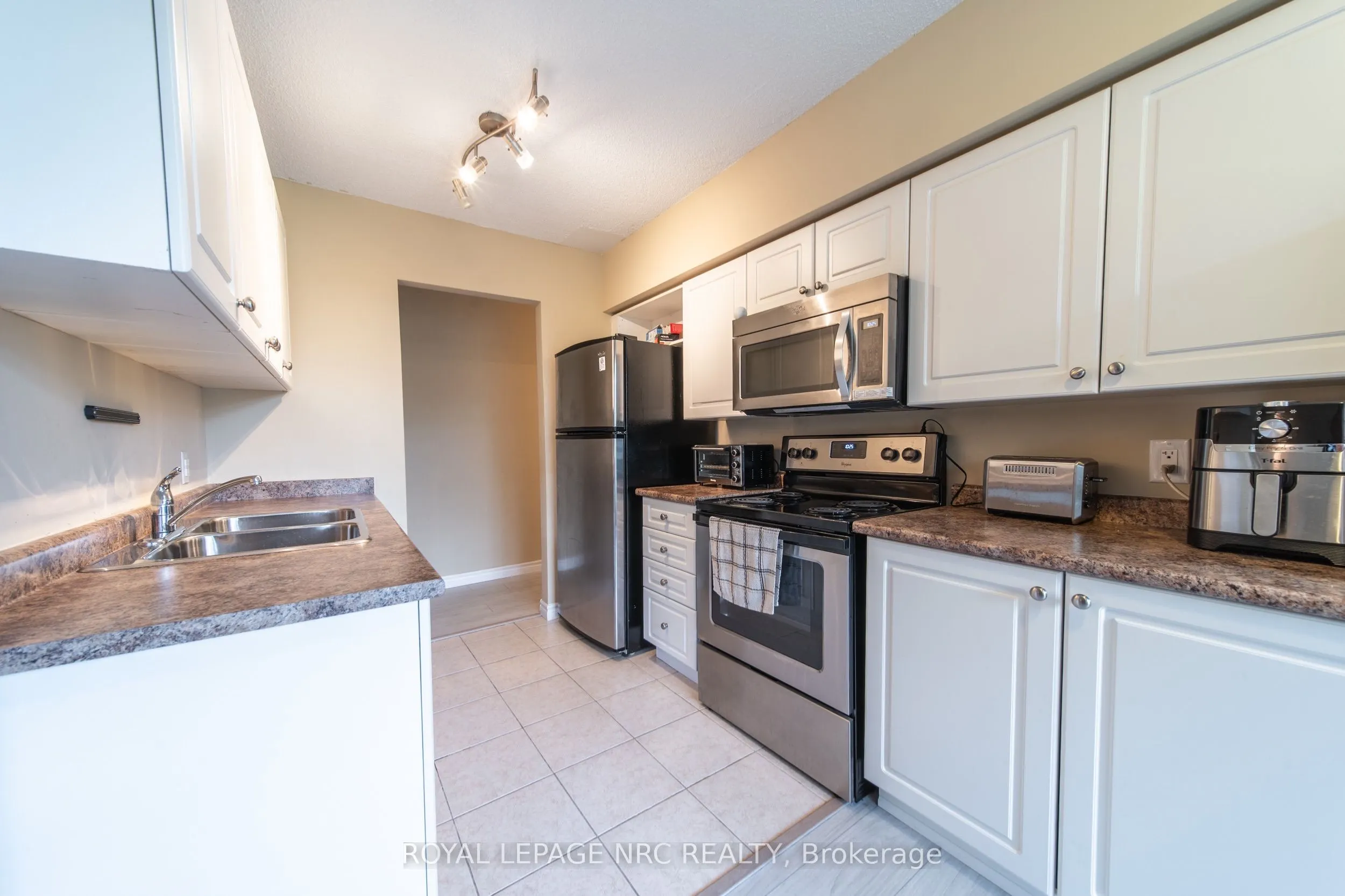 6400 Huggins Street #301