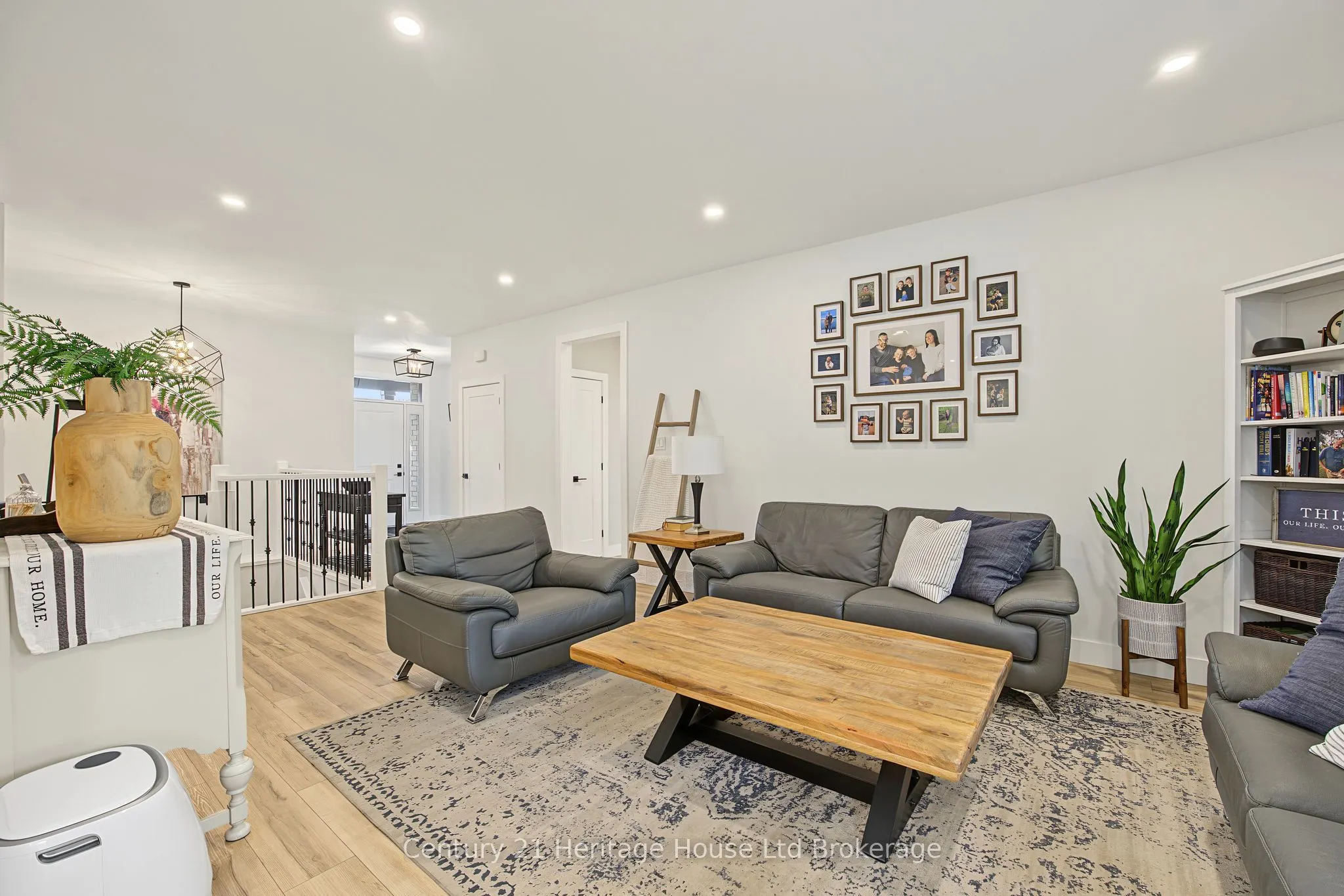 26 Brookside Lane