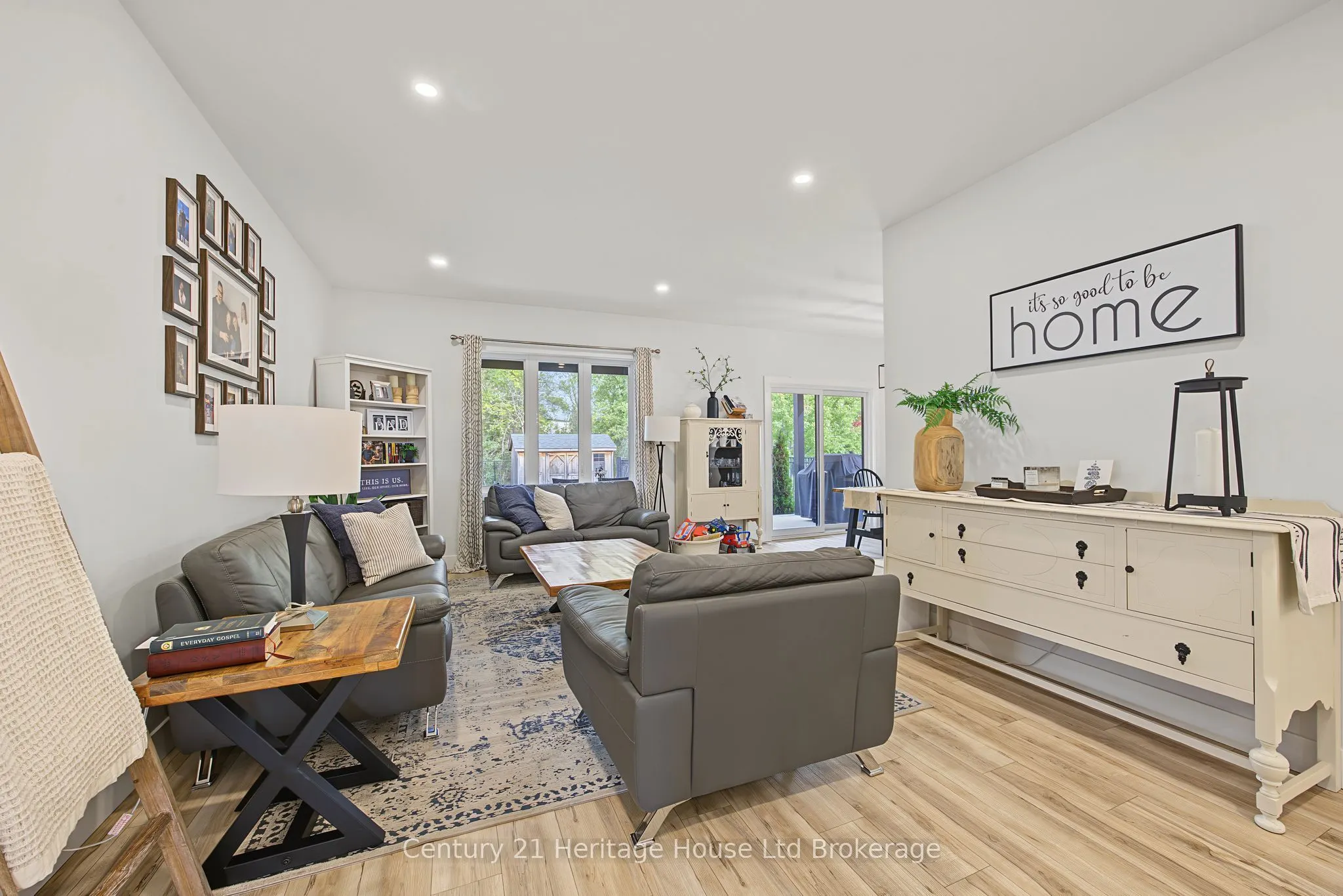 26 Brookside Lane