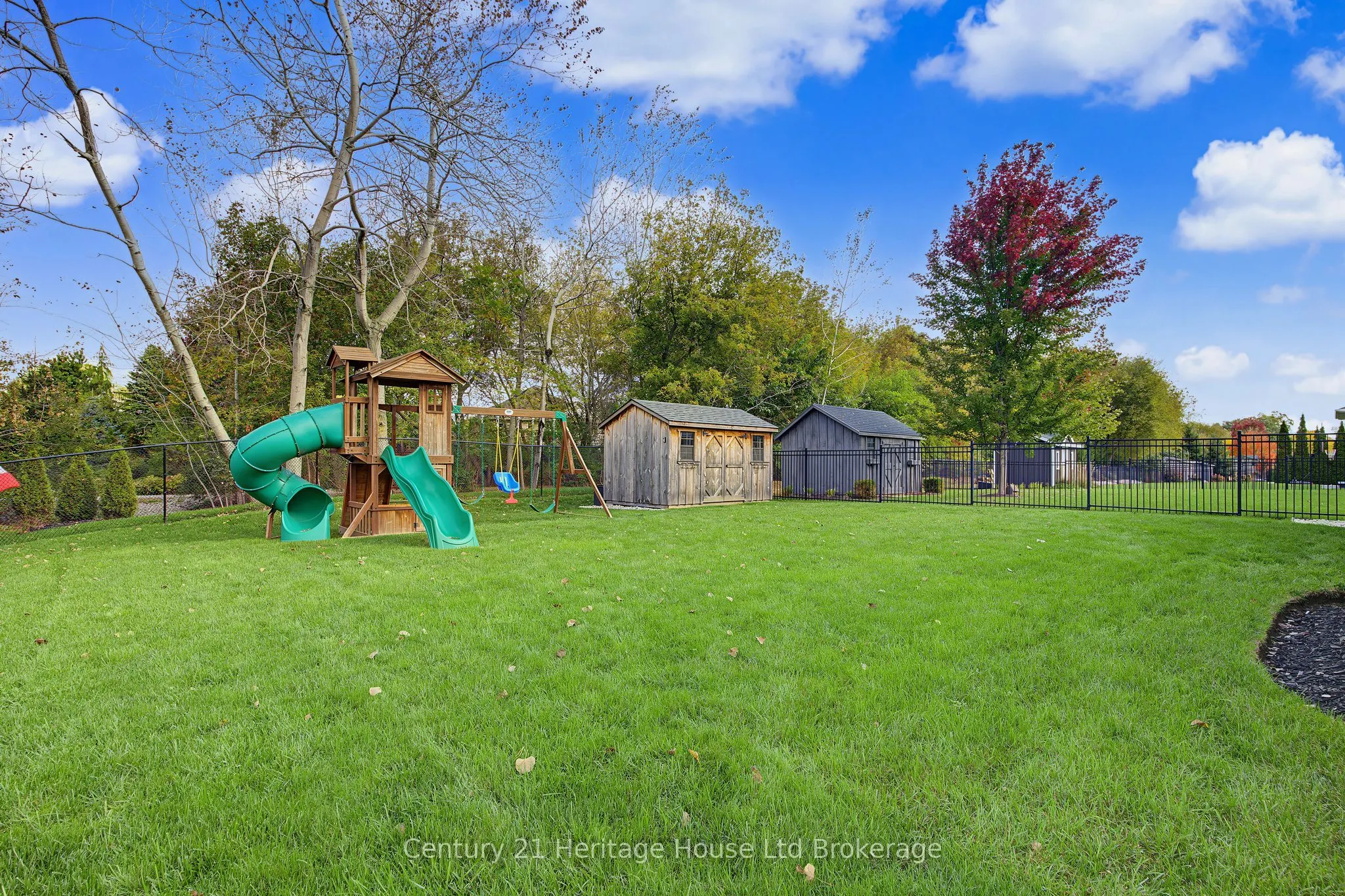 26 Brookside Lane