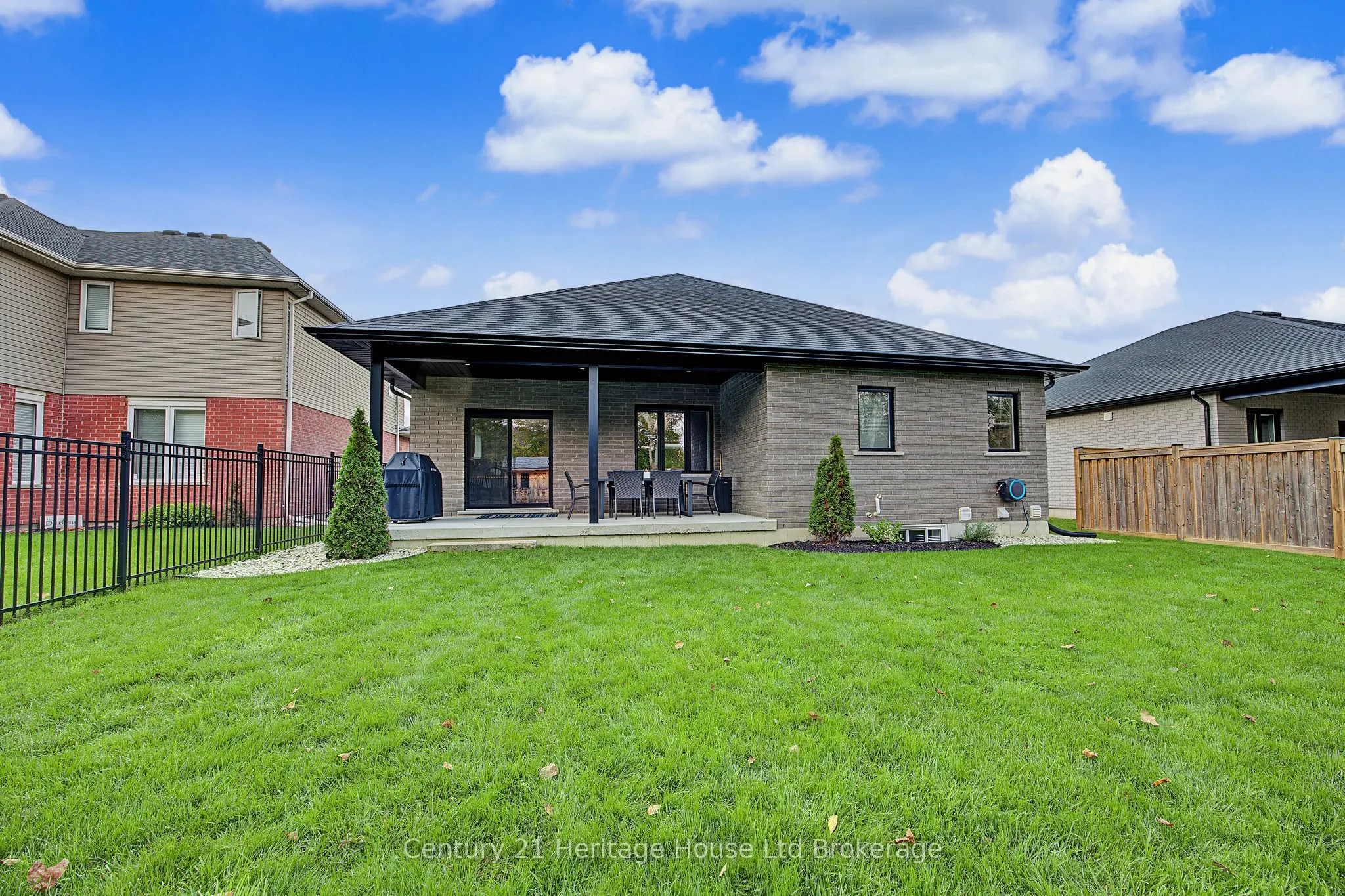 26 Brookside Lane