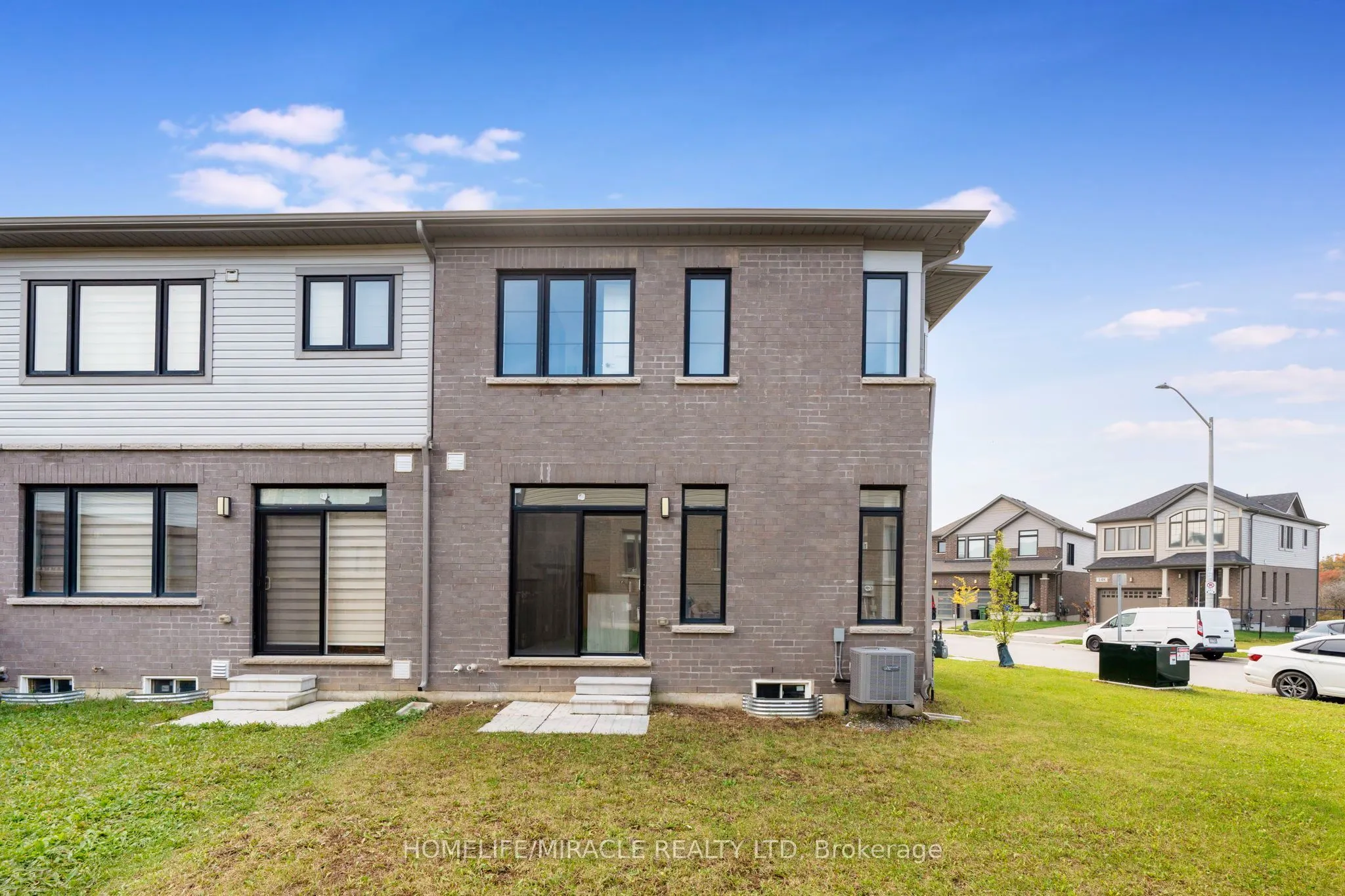 161 Freedom Crescent