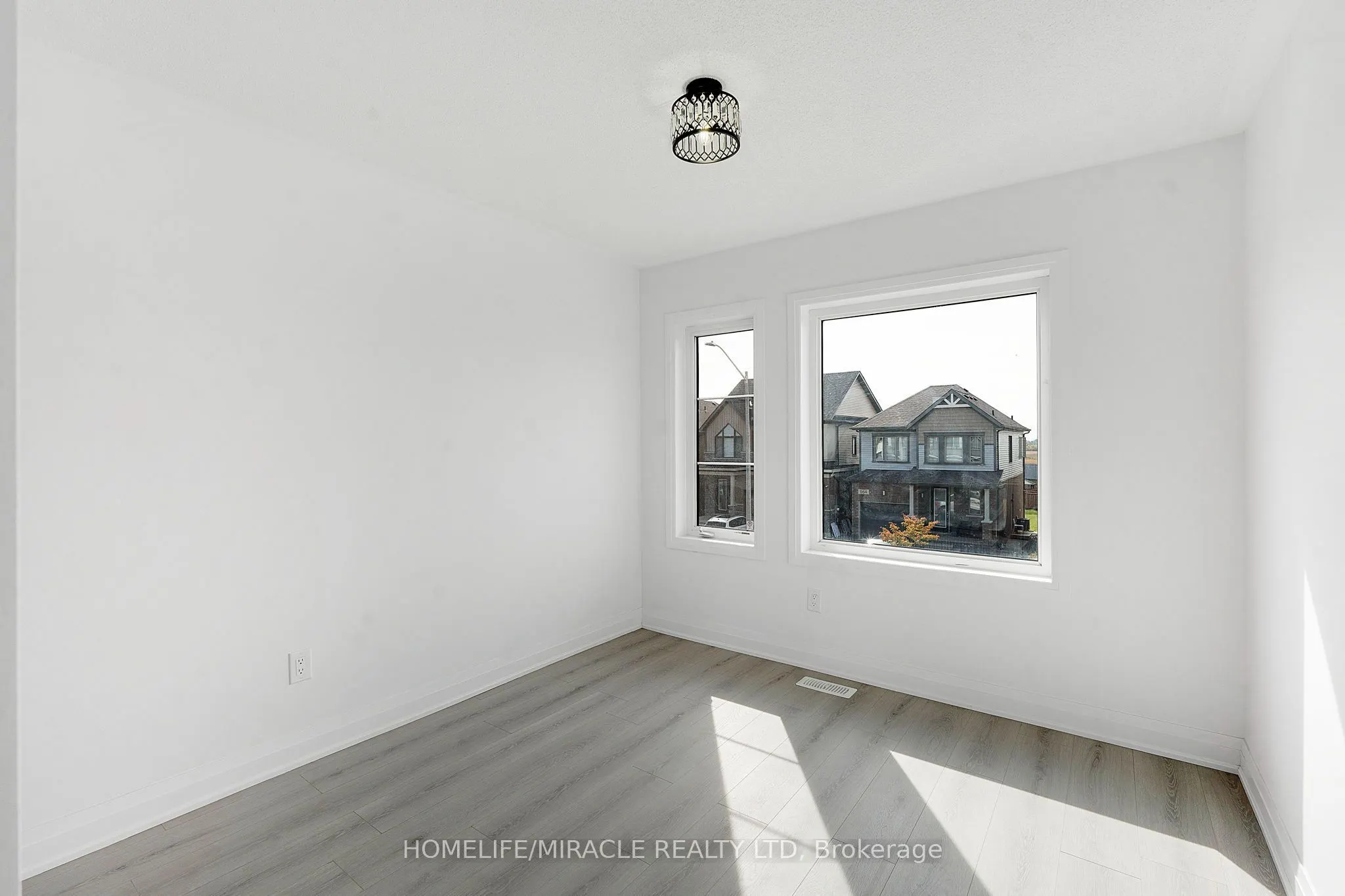 161 Freedom Crescent
