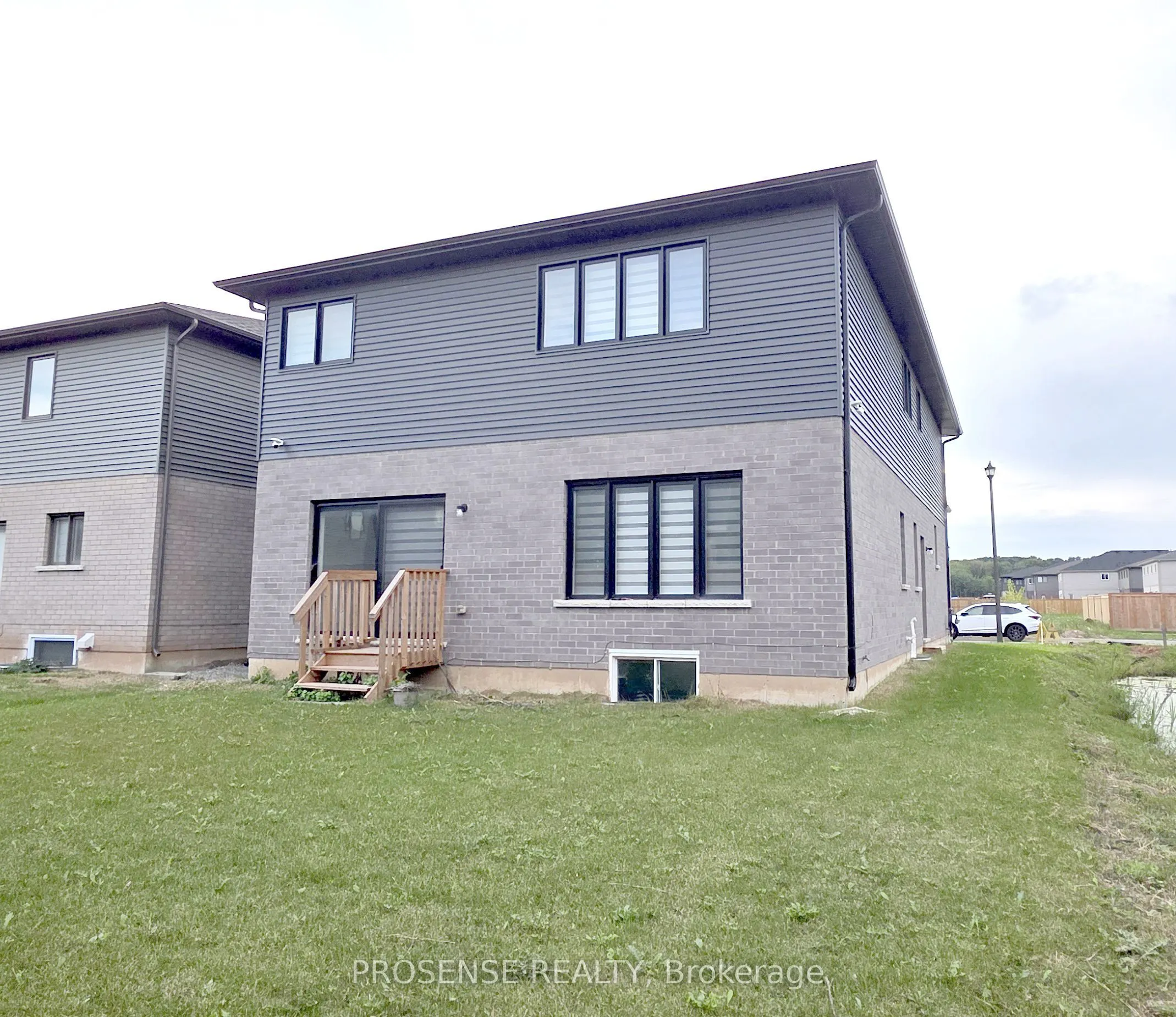 15 Samuel Avenue