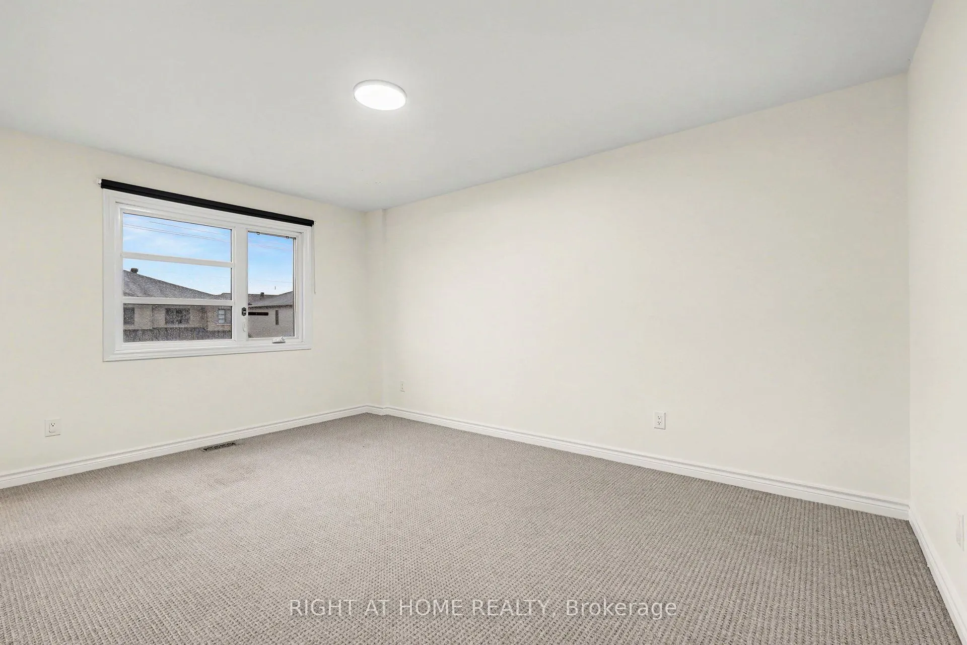 285 Munro Street
