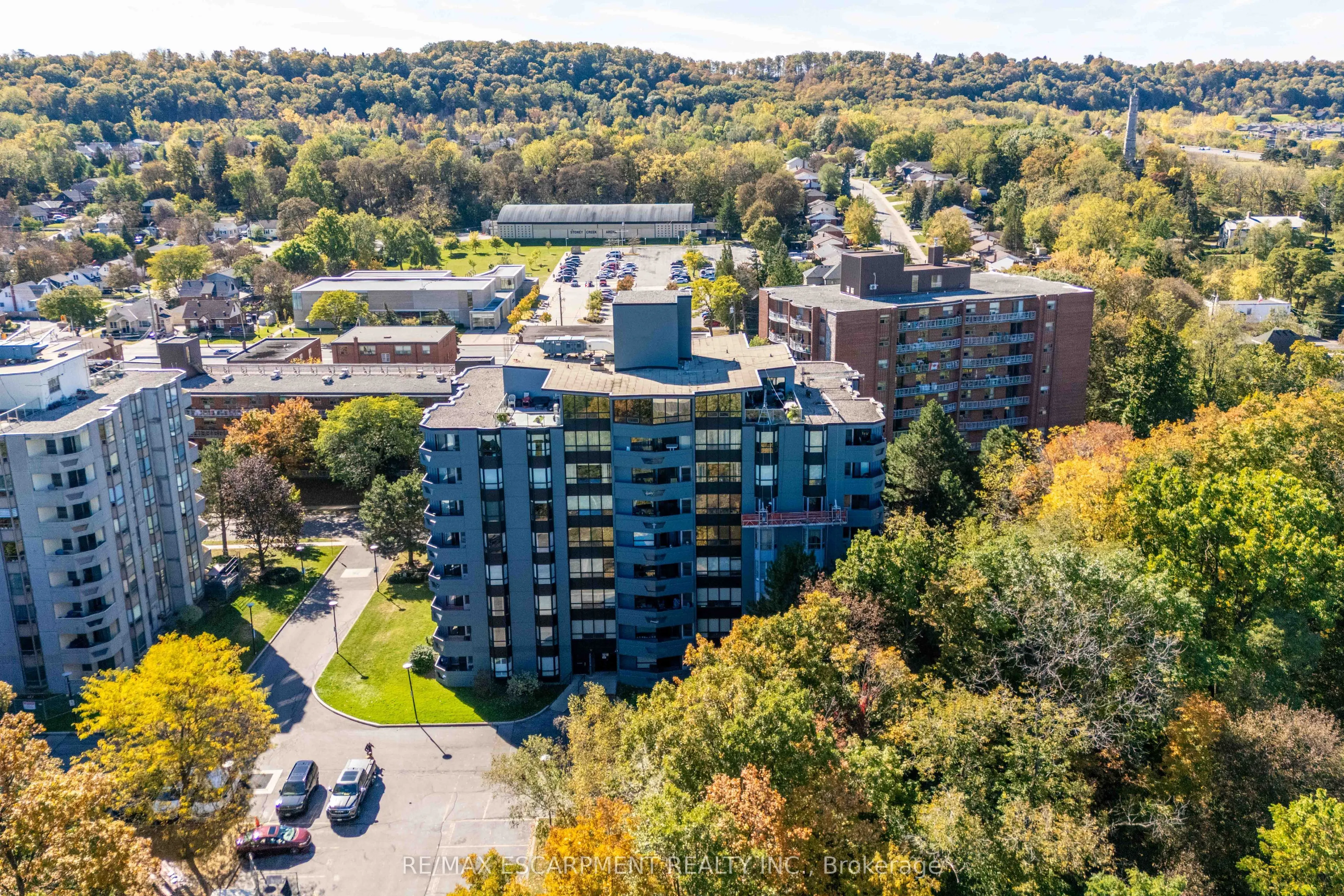 6 VILLAGE GREEN Boulevard #606