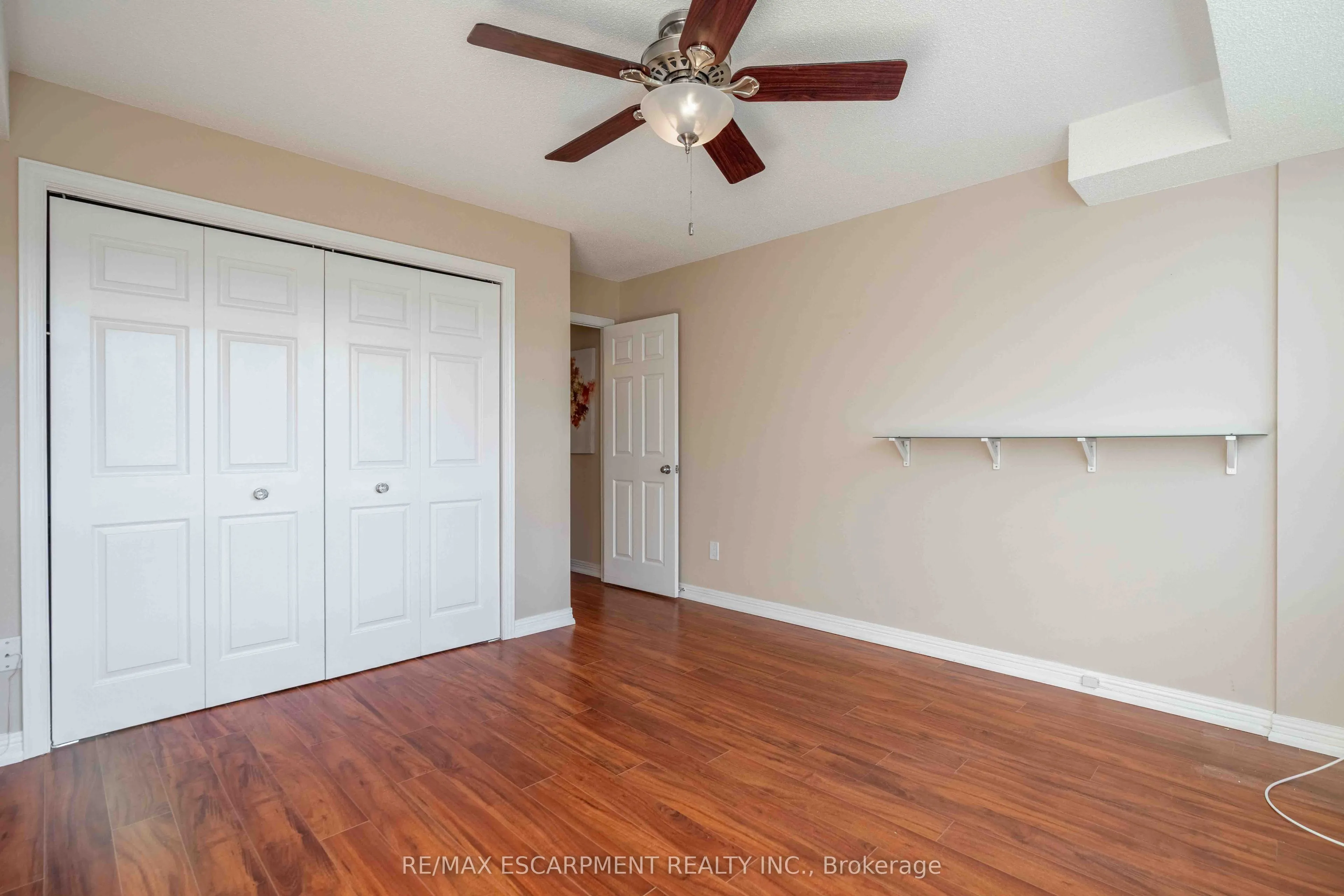 6 VILLAGE GREEN Boulevard #606