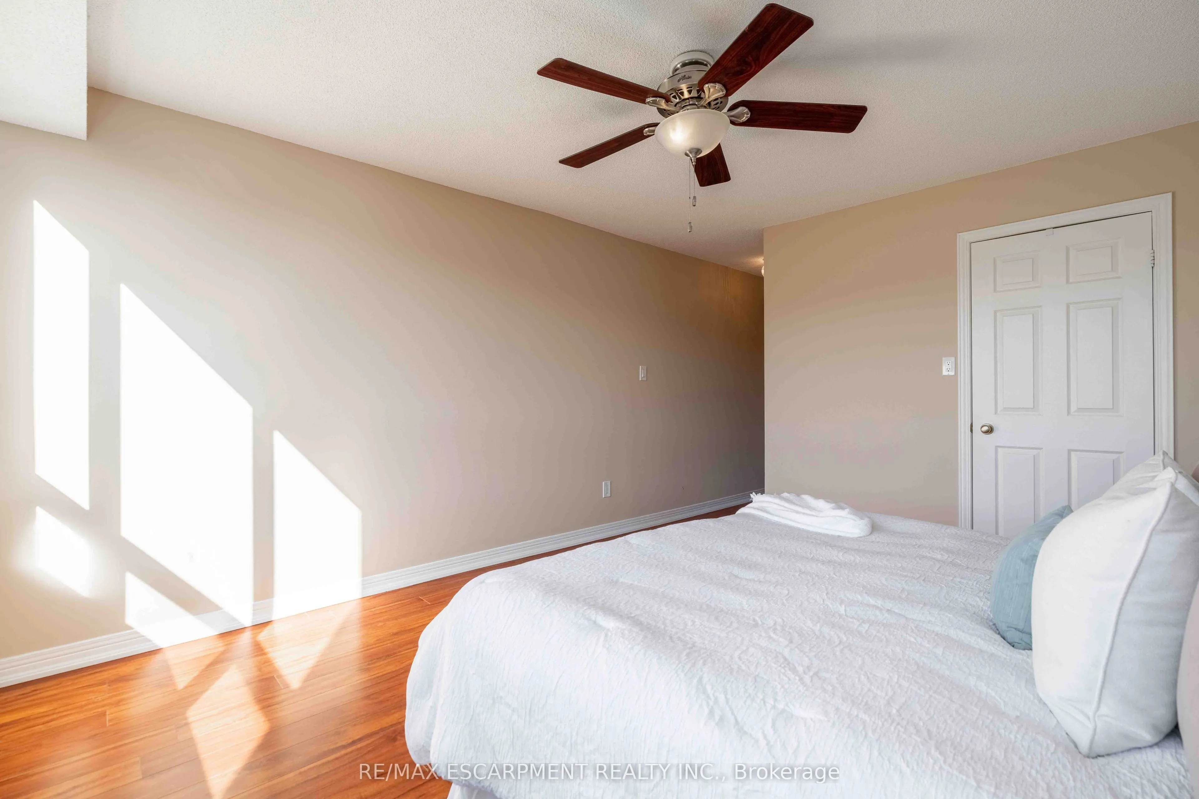 6 VILLAGE GREEN Boulevard #606