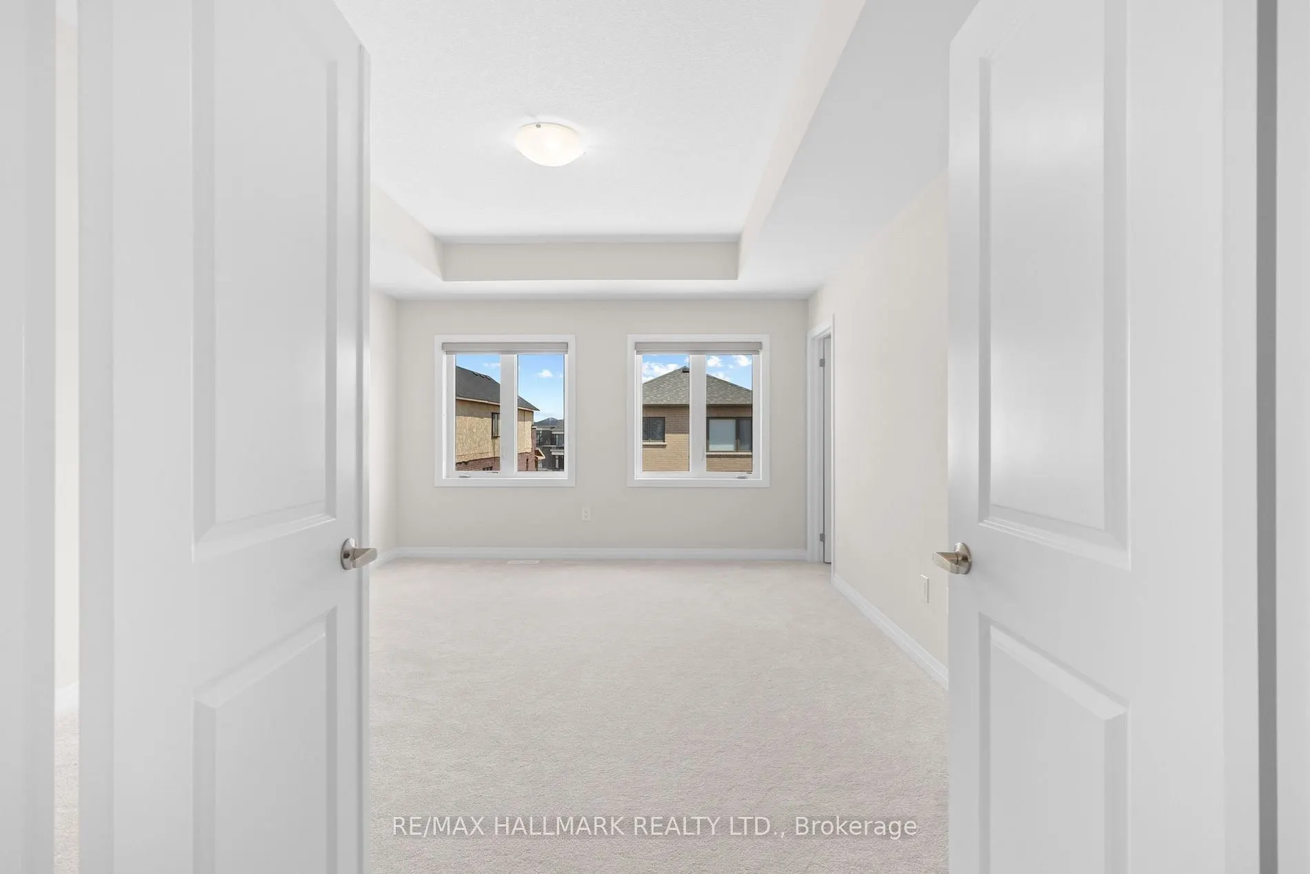 16 Crossmore Crescent