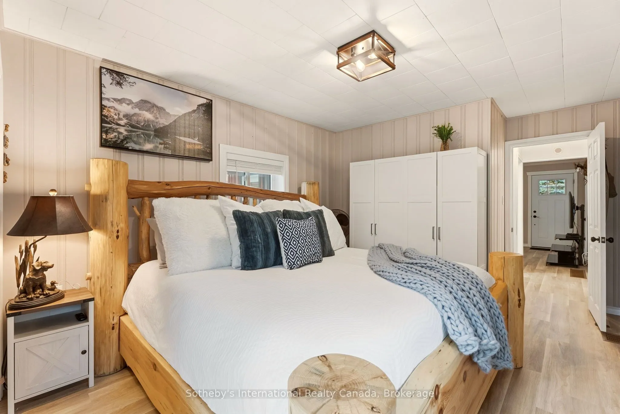 543 Muskoka Rd 3 Road N