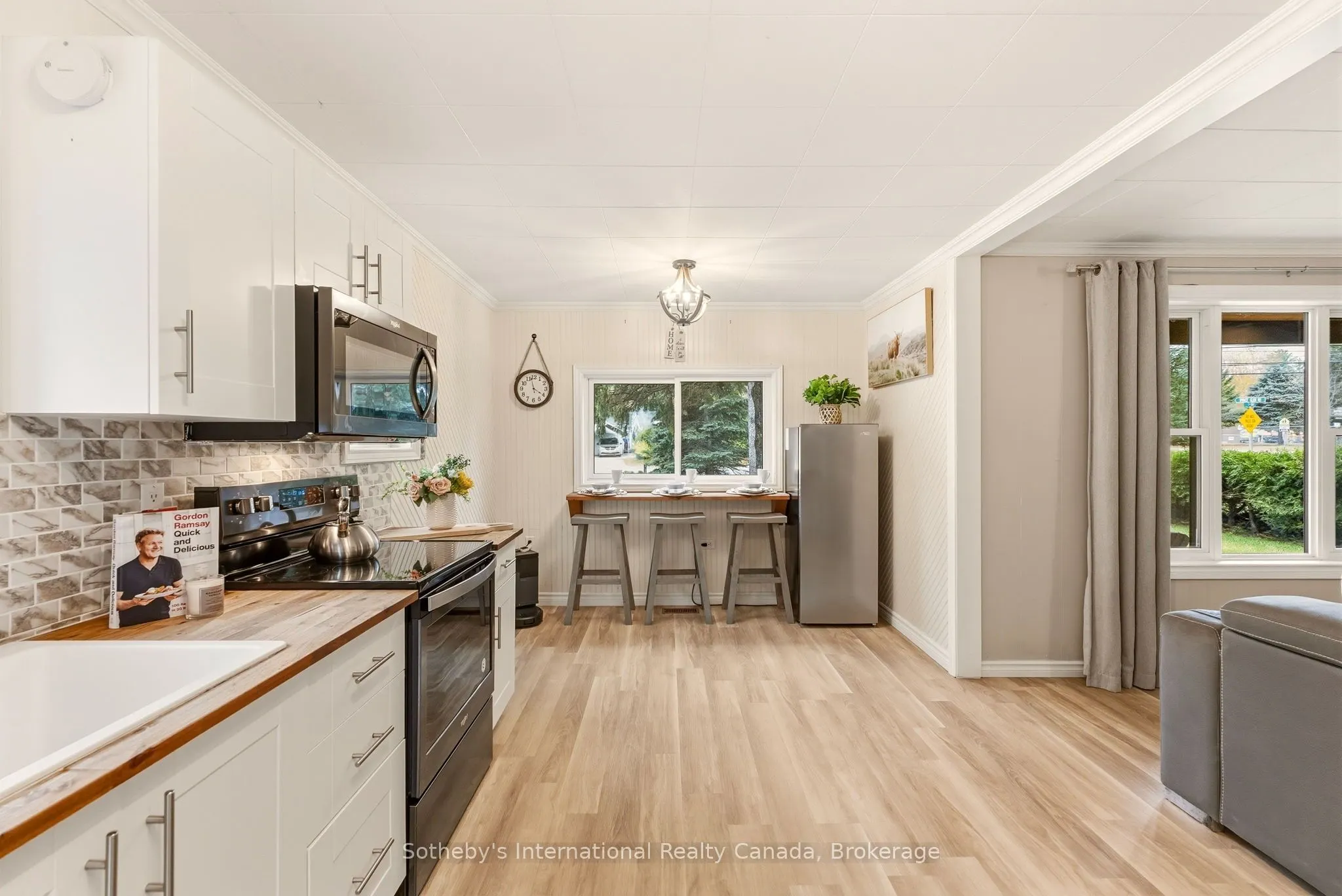 543 Muskoka Rd 3 Road N