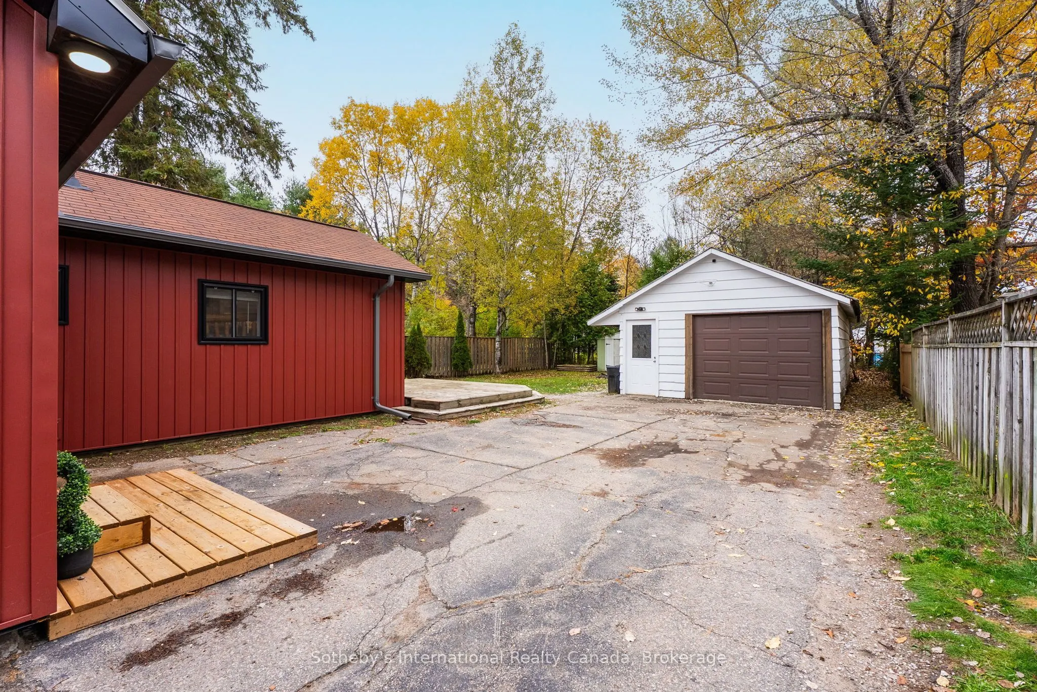 543 Muskoka Rd 3 Road N