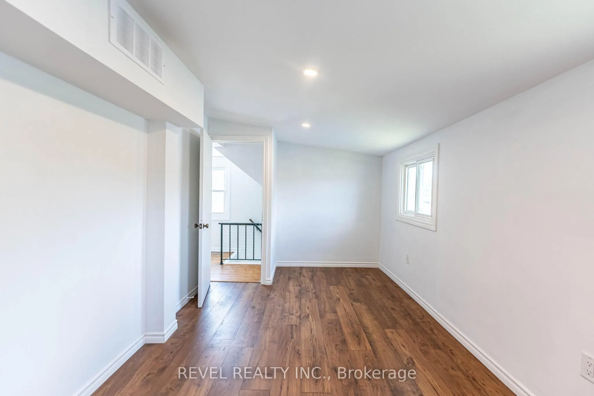 1217 ORCHARD Avenue