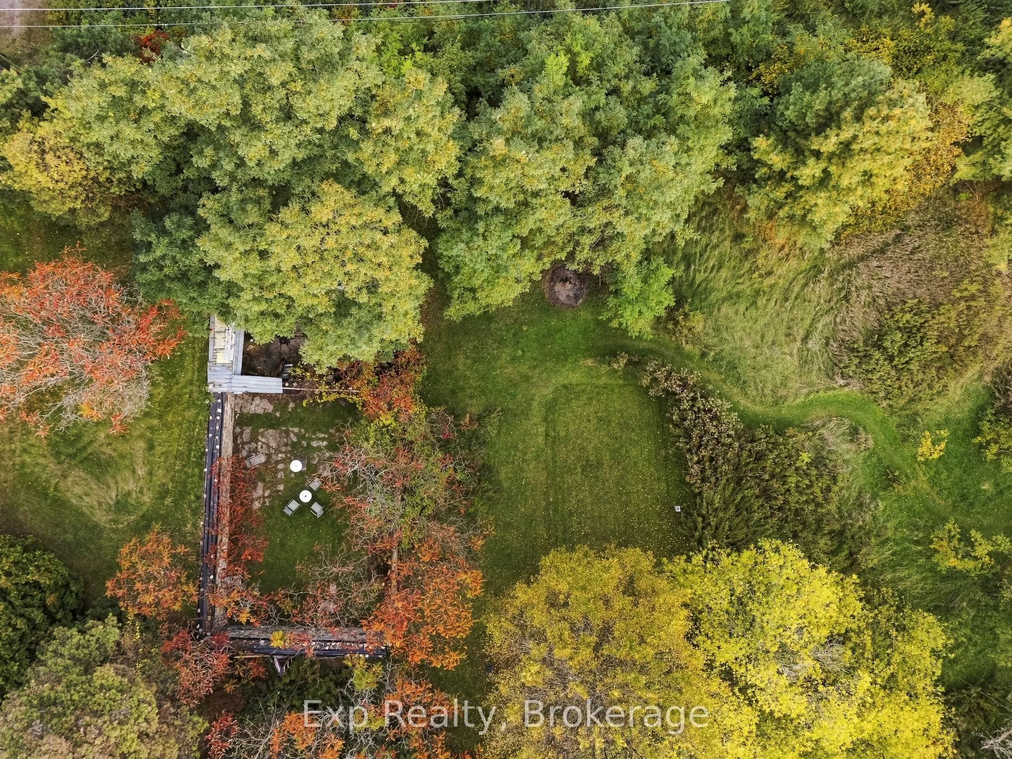 835 Brook Road N