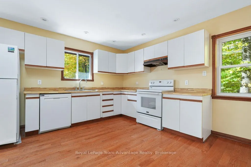 129 & 131 Bayview Drive
