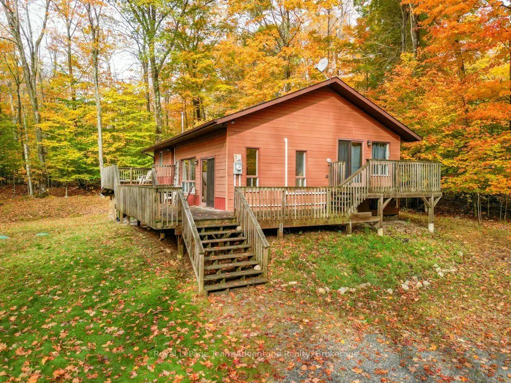 129 & 131 Bayview Drive