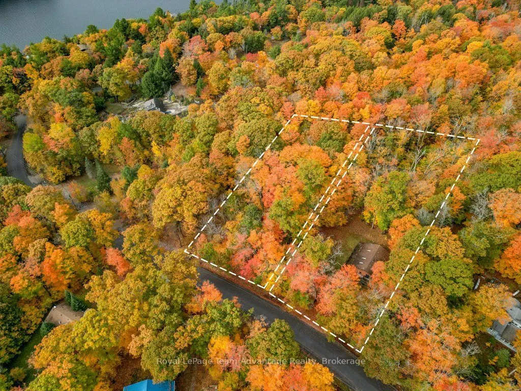129 & 131 Bayview Drive