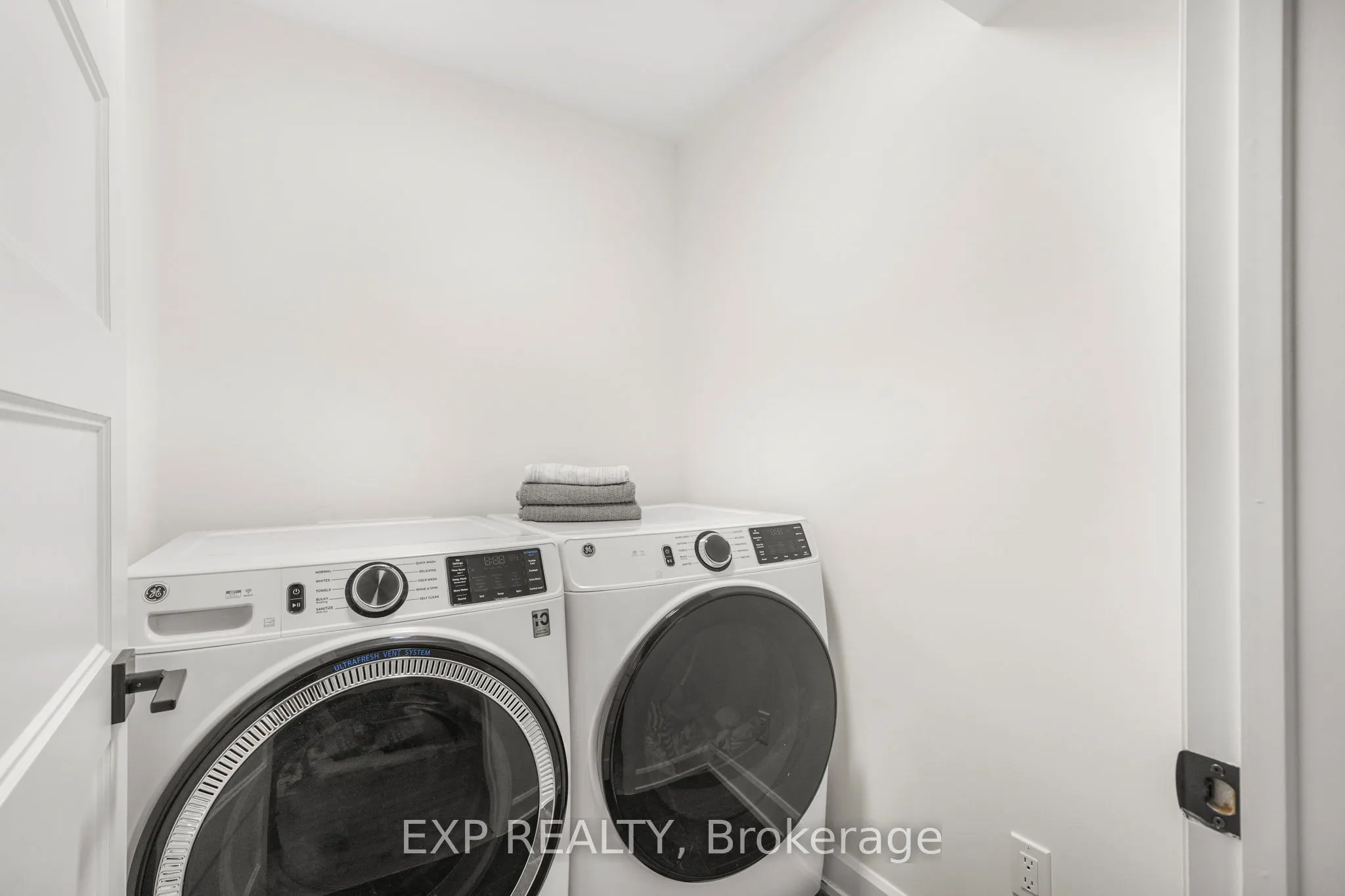 1200 Montblanc Crescent