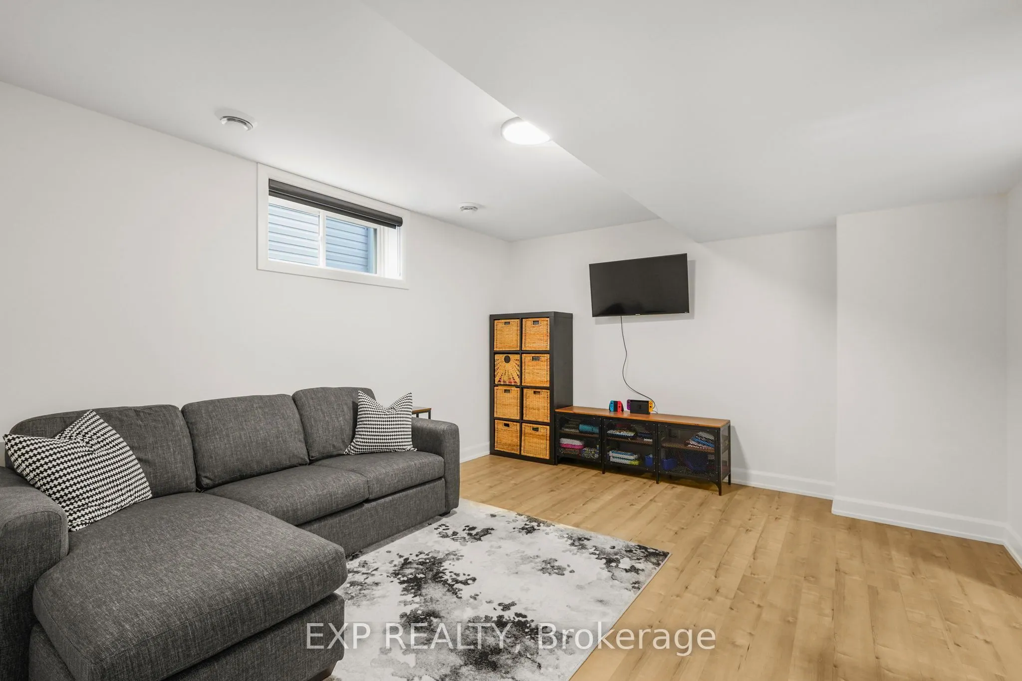 1200 Montblanc Crescent
