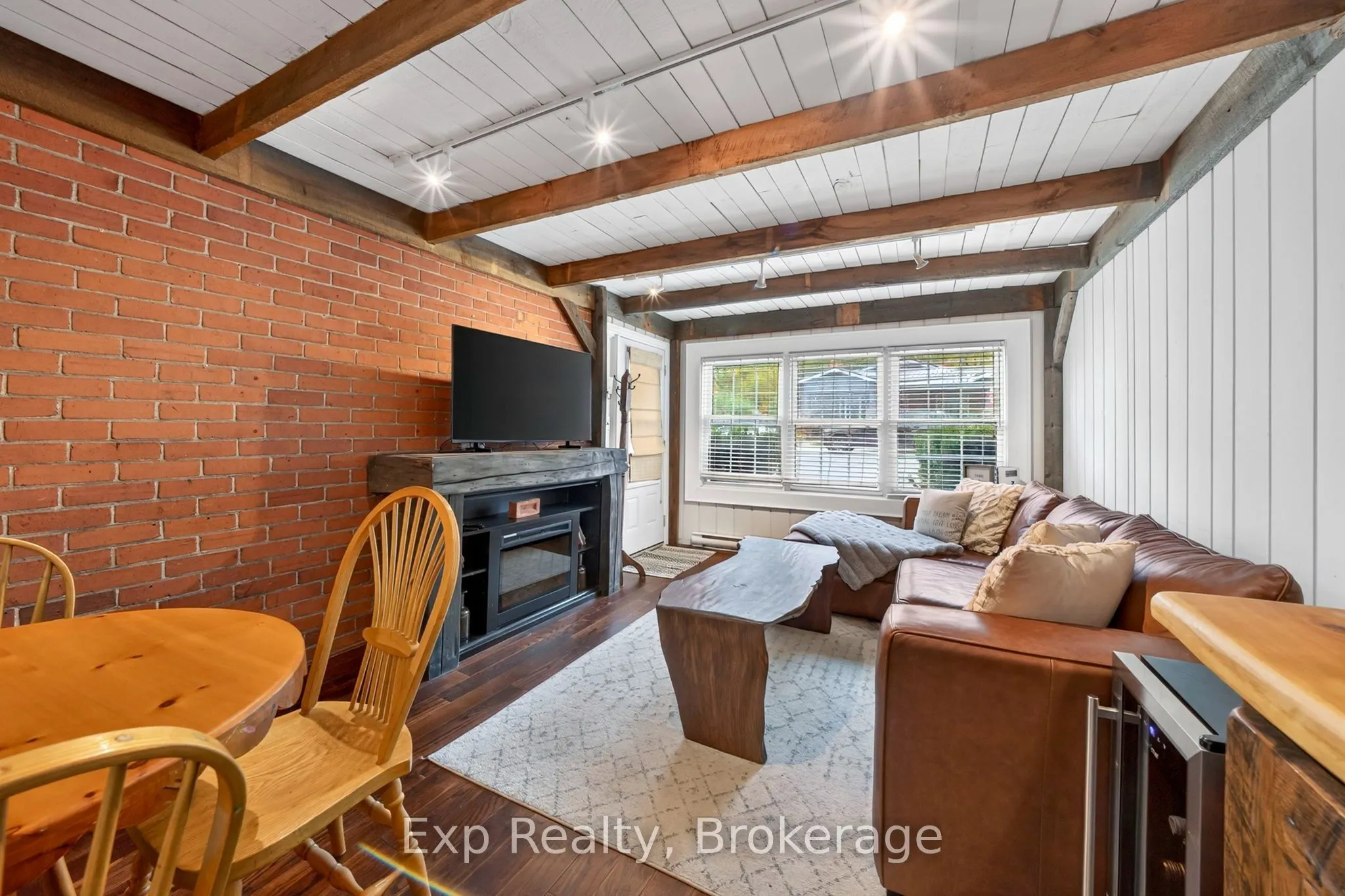 341 Metcalf Street