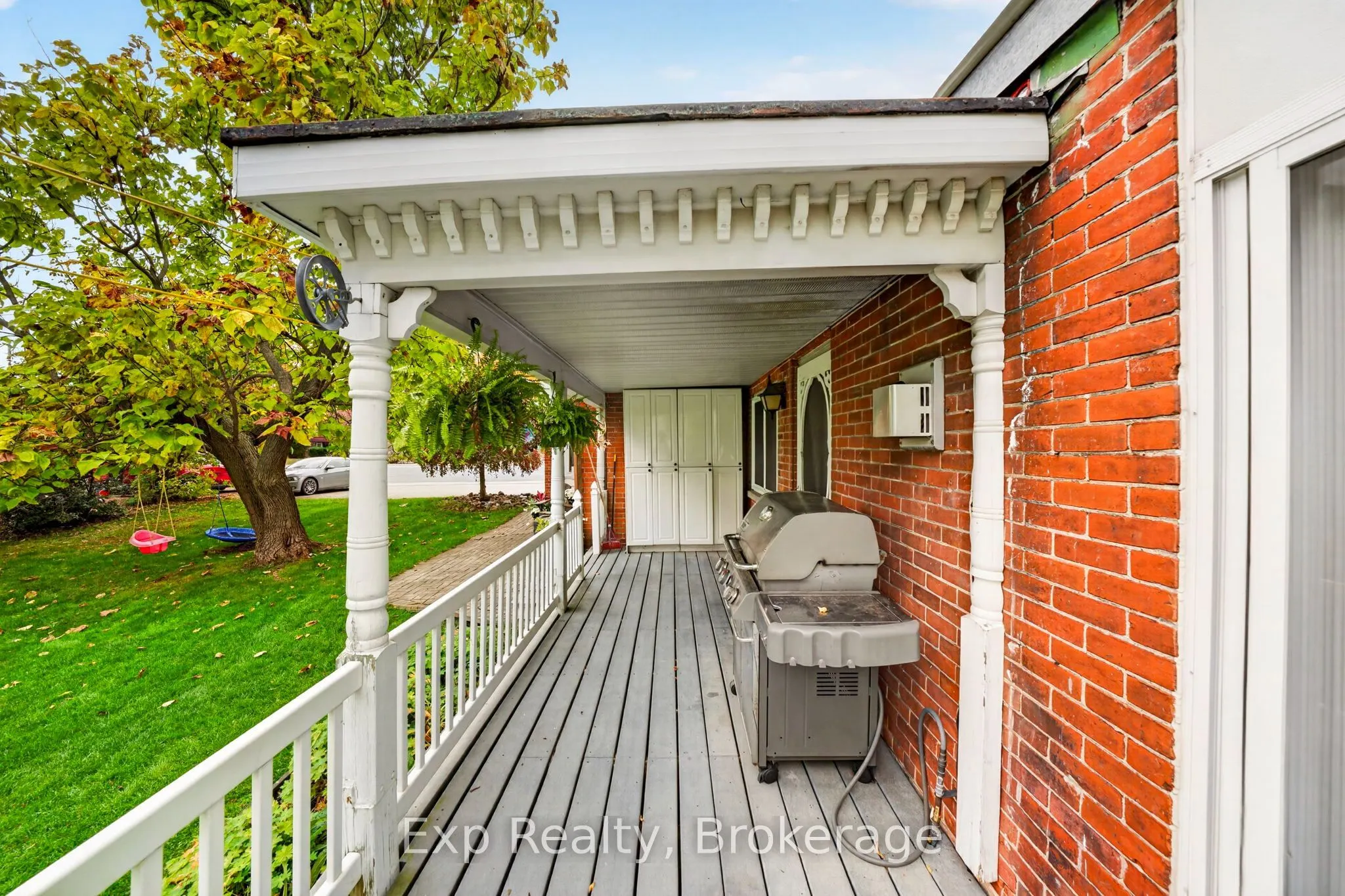 341 Metcalf Street