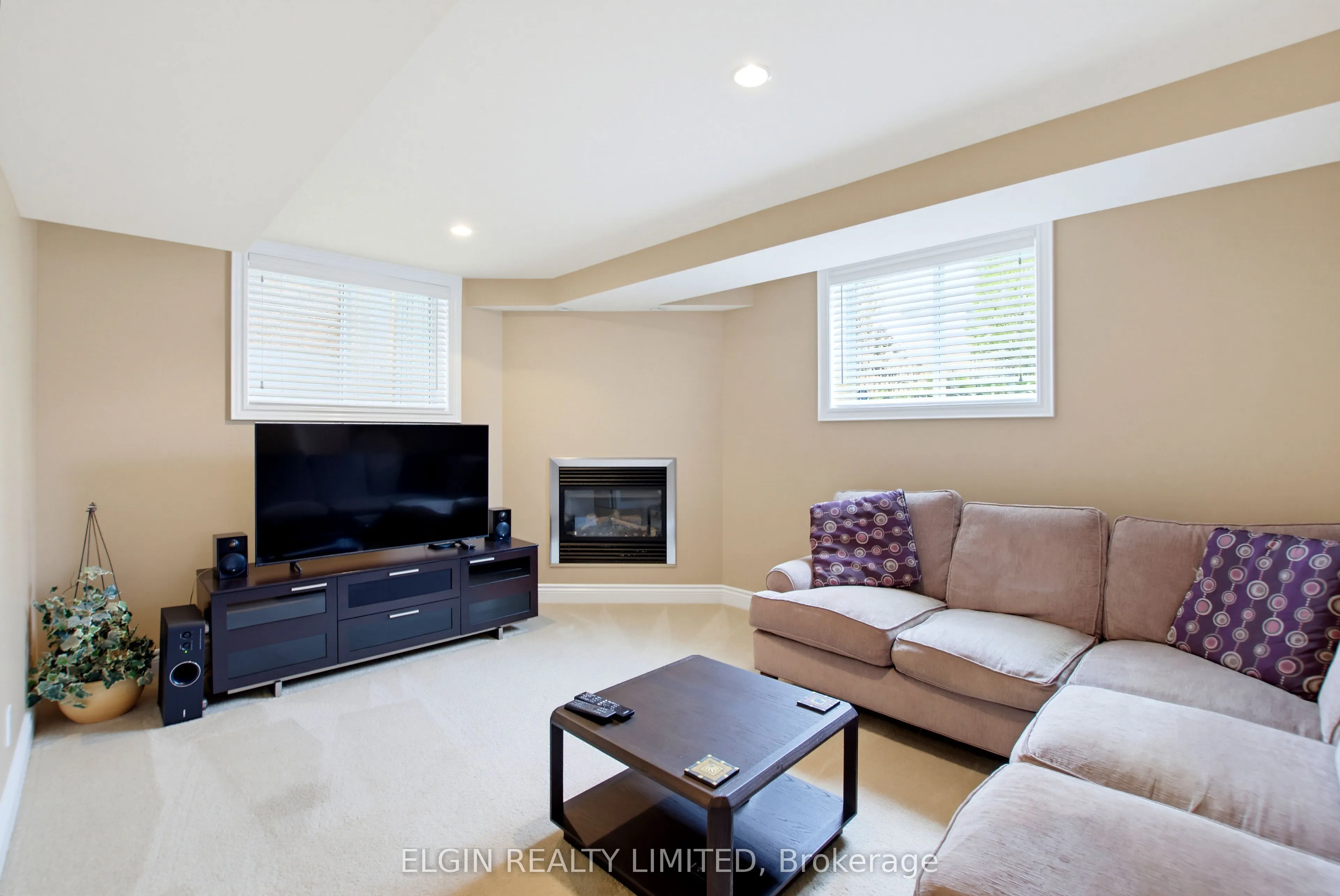 15 Oriole Lane