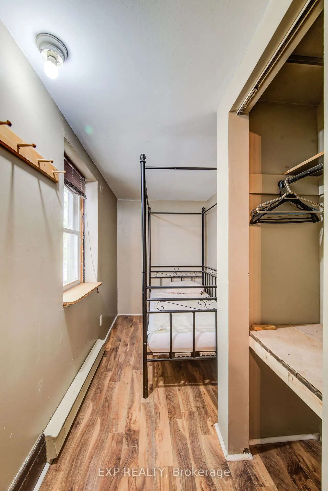 5 George Street S
