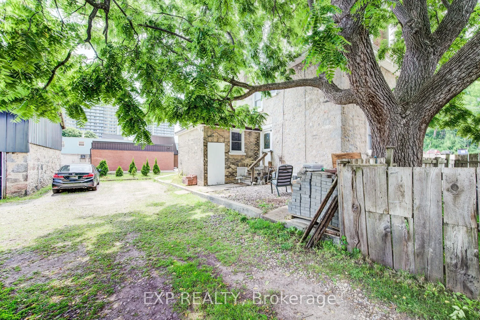 5 George Street S
