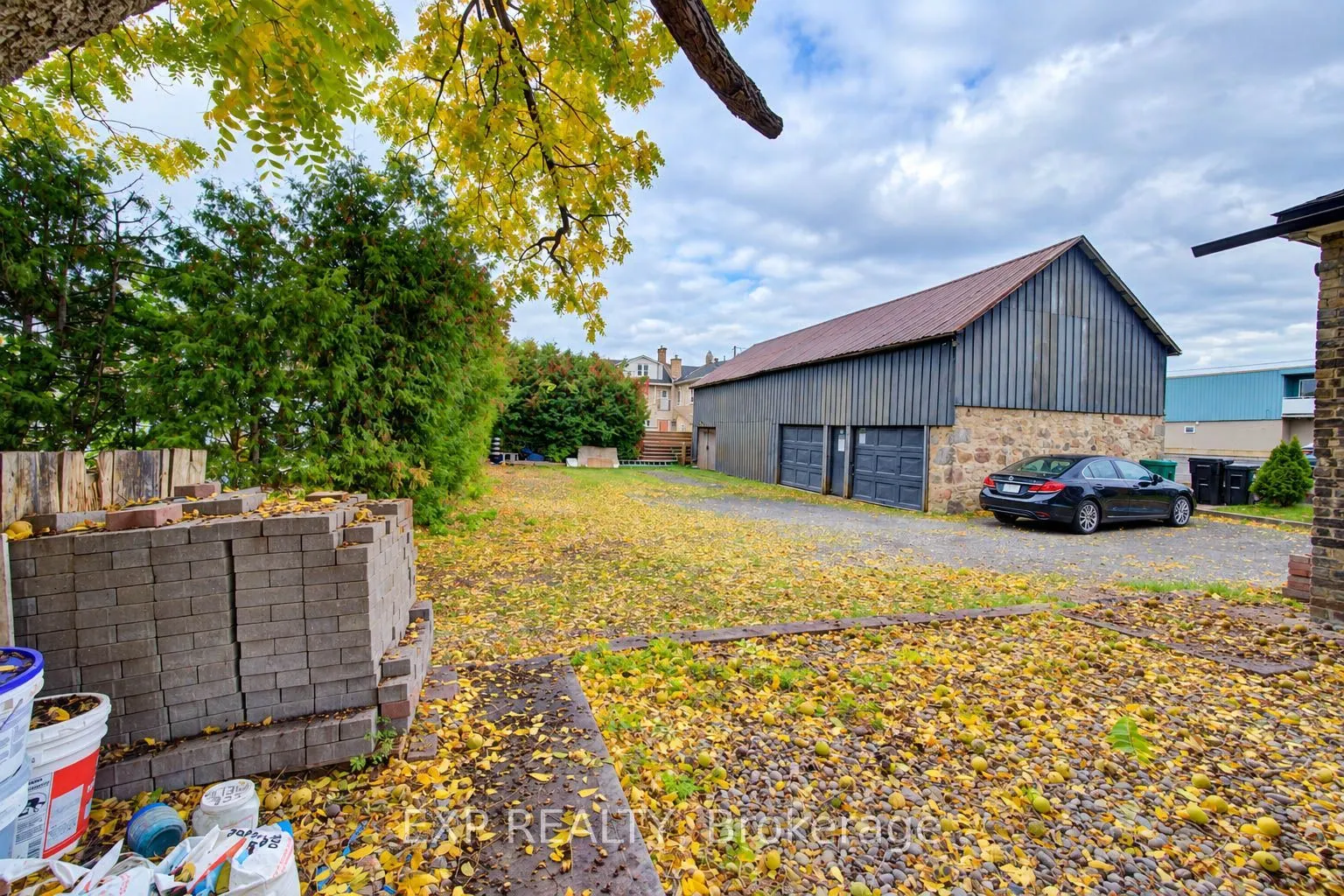 5 George Street S