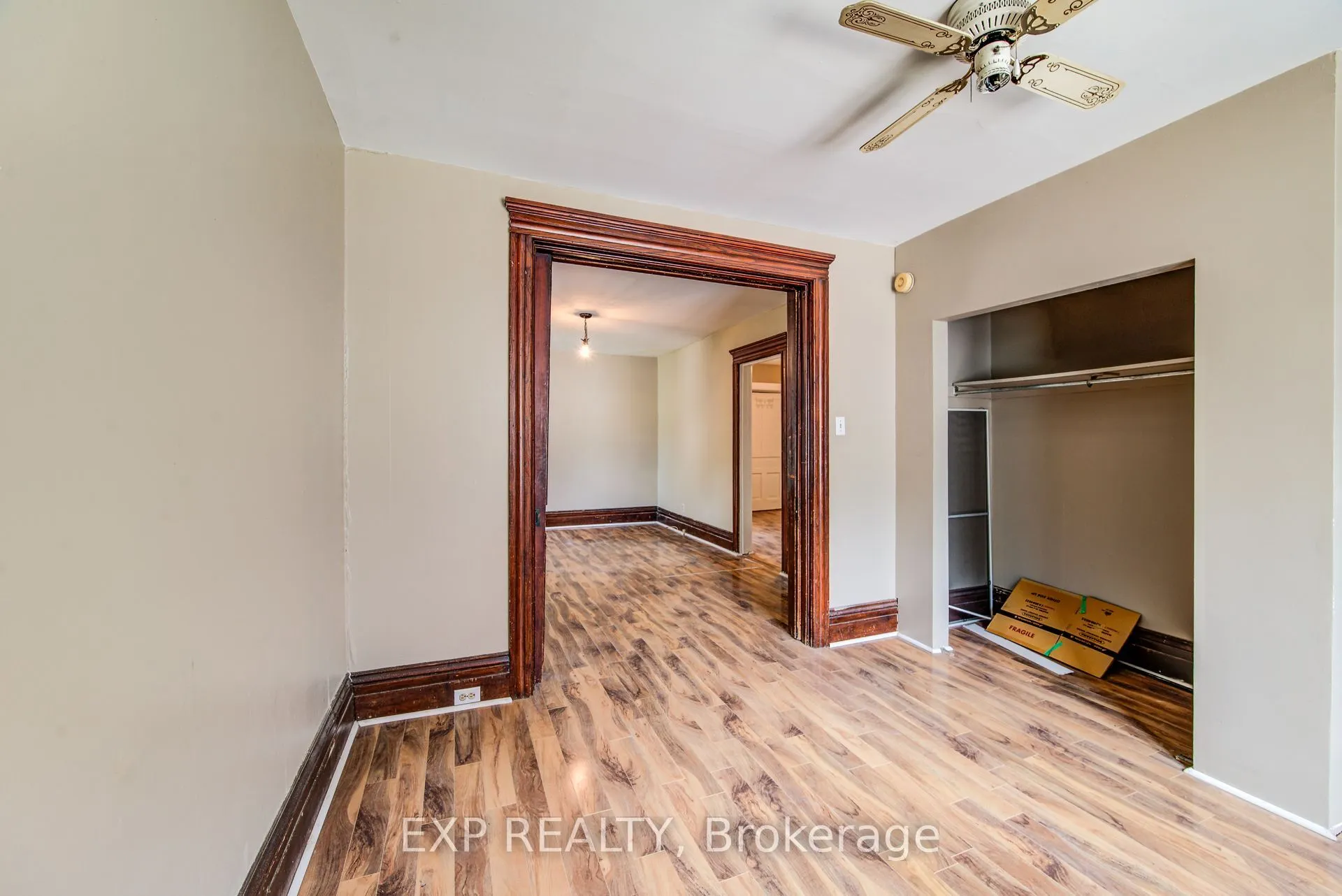 5 George Street S