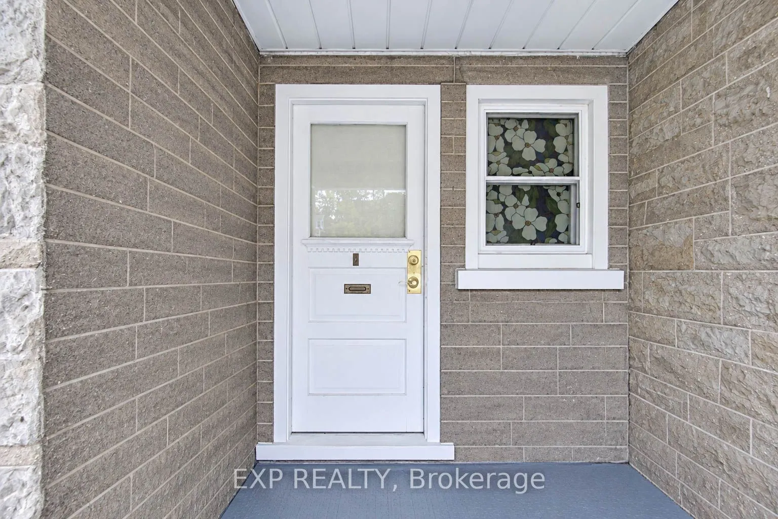5 George Street S