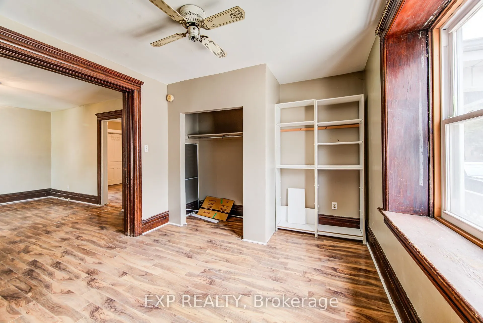 5 George Street S