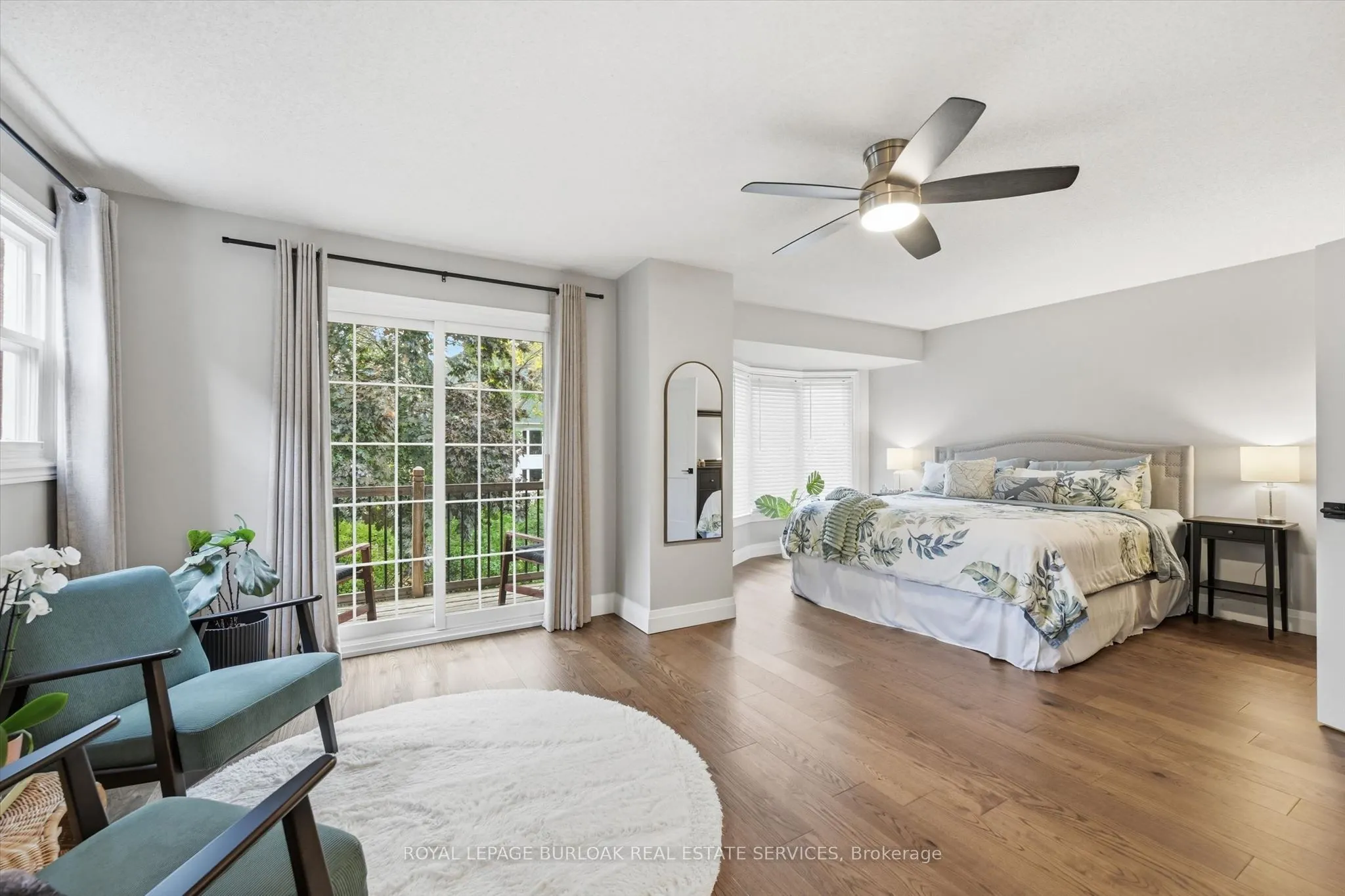 50 Edgewater Drive