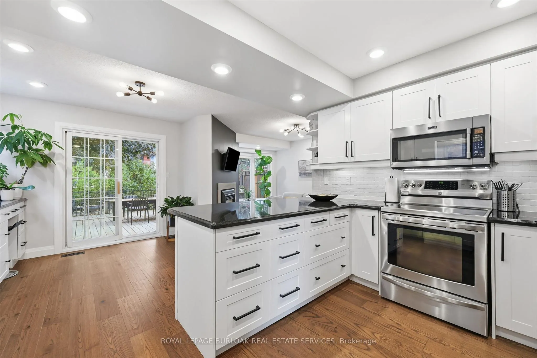 50 Edgewater Drive