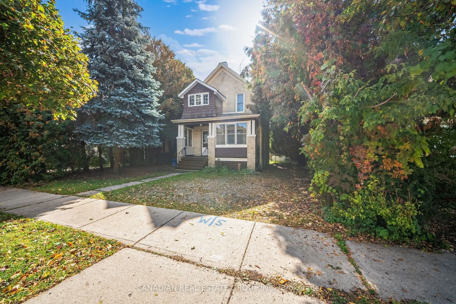 17 Oak Street