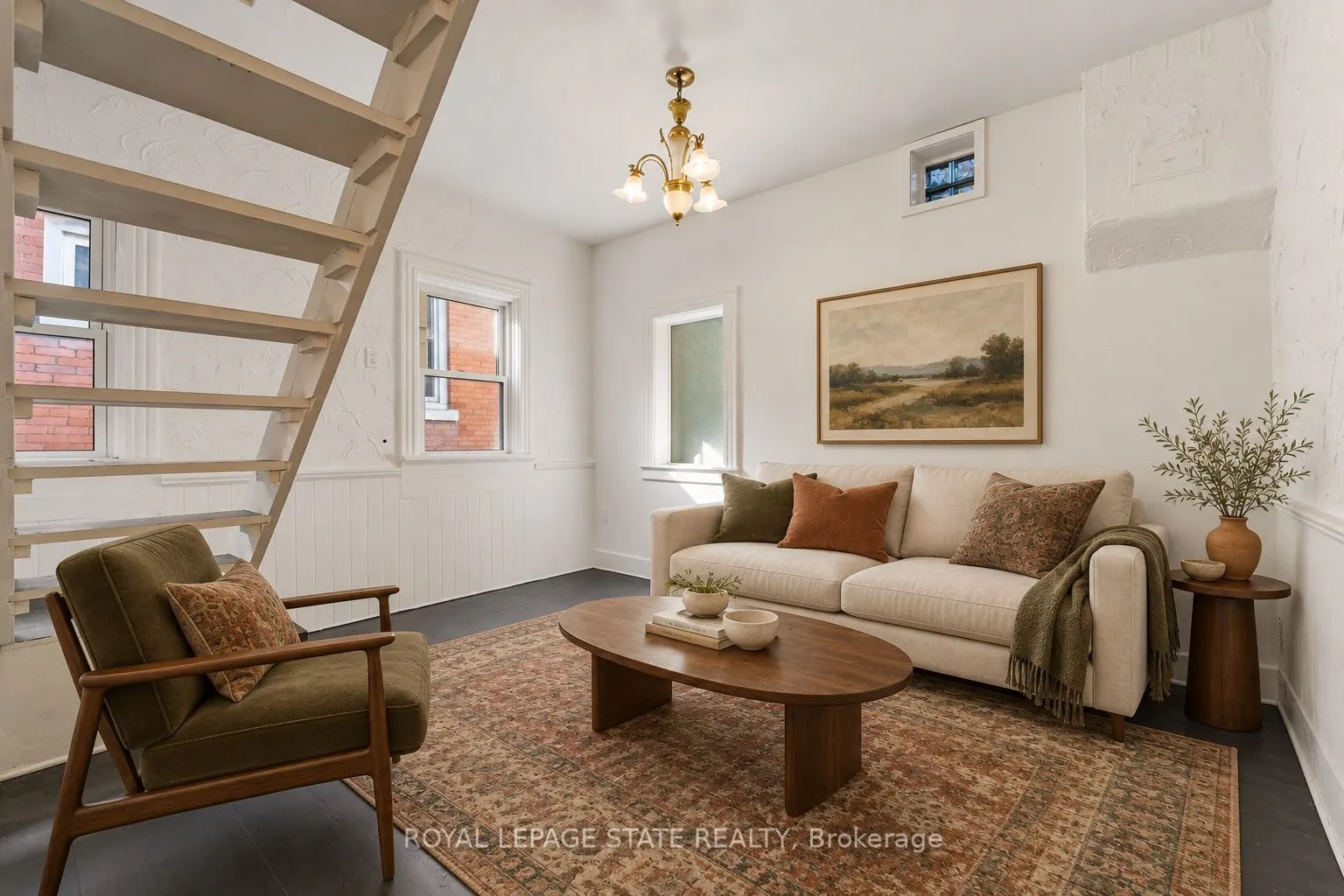 8 Tasker Street