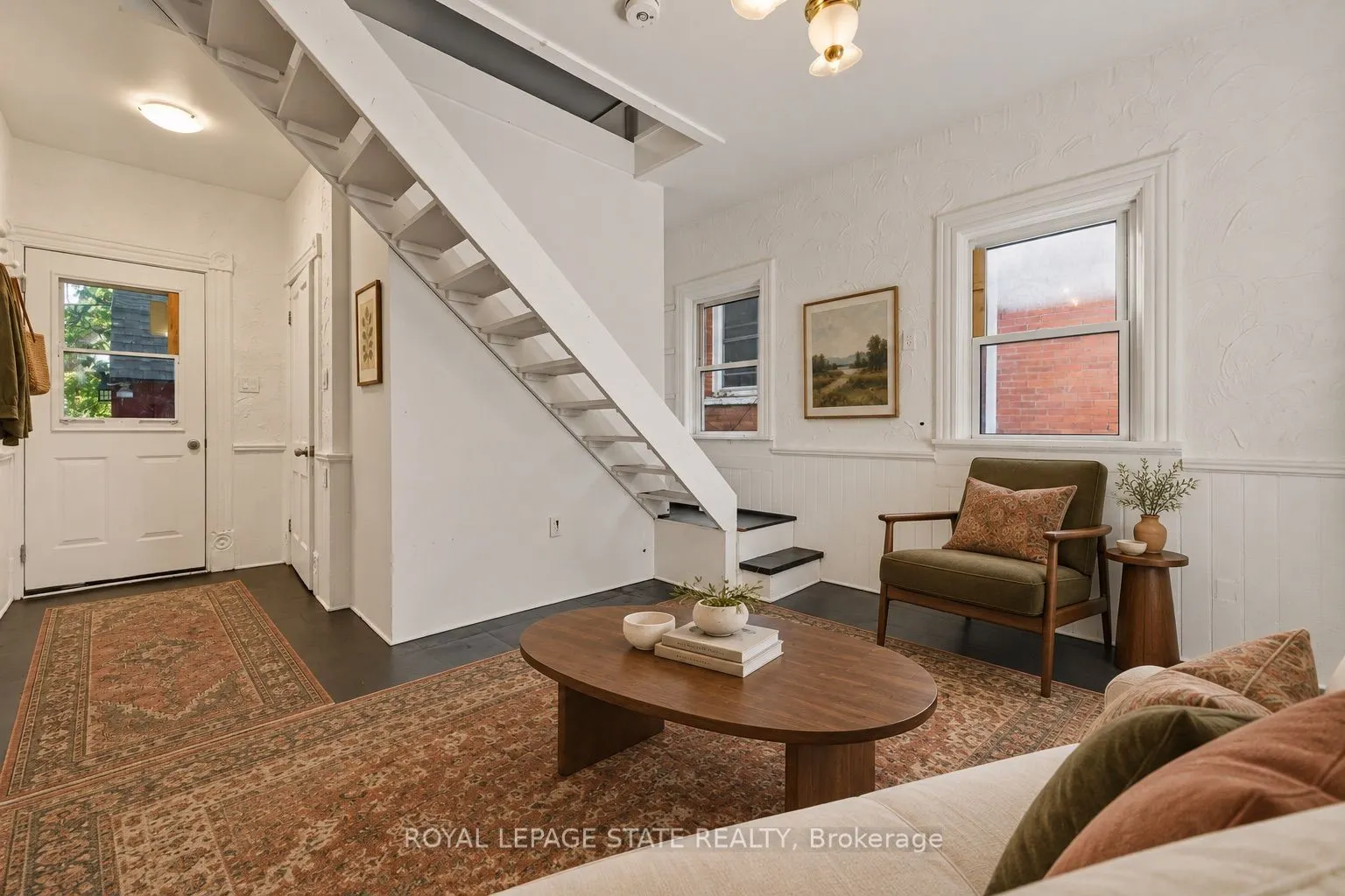 8 Tasker Street
