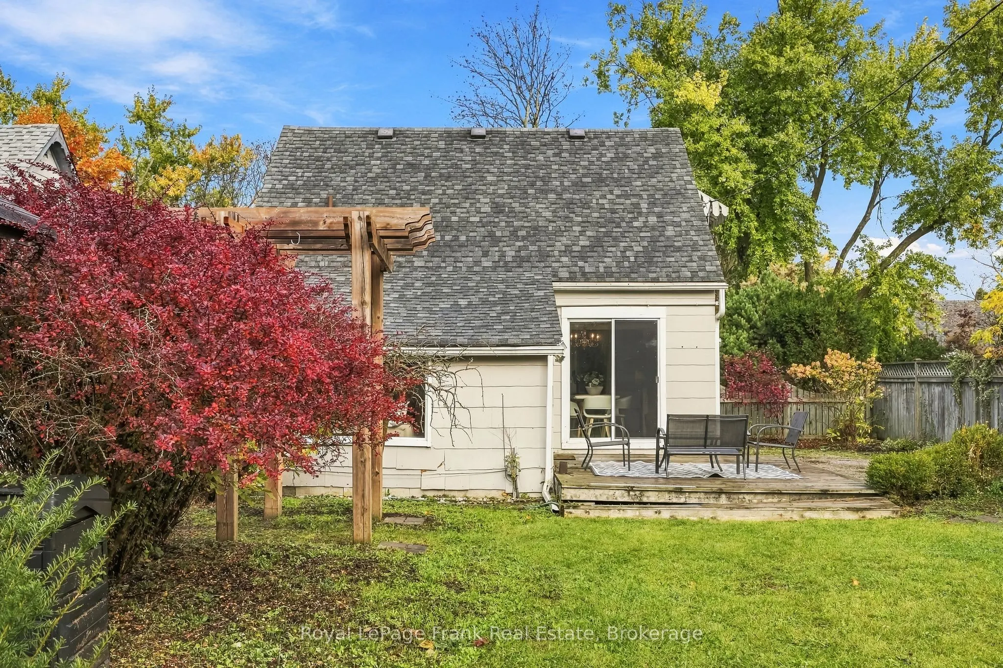 19 Churchill Crescent